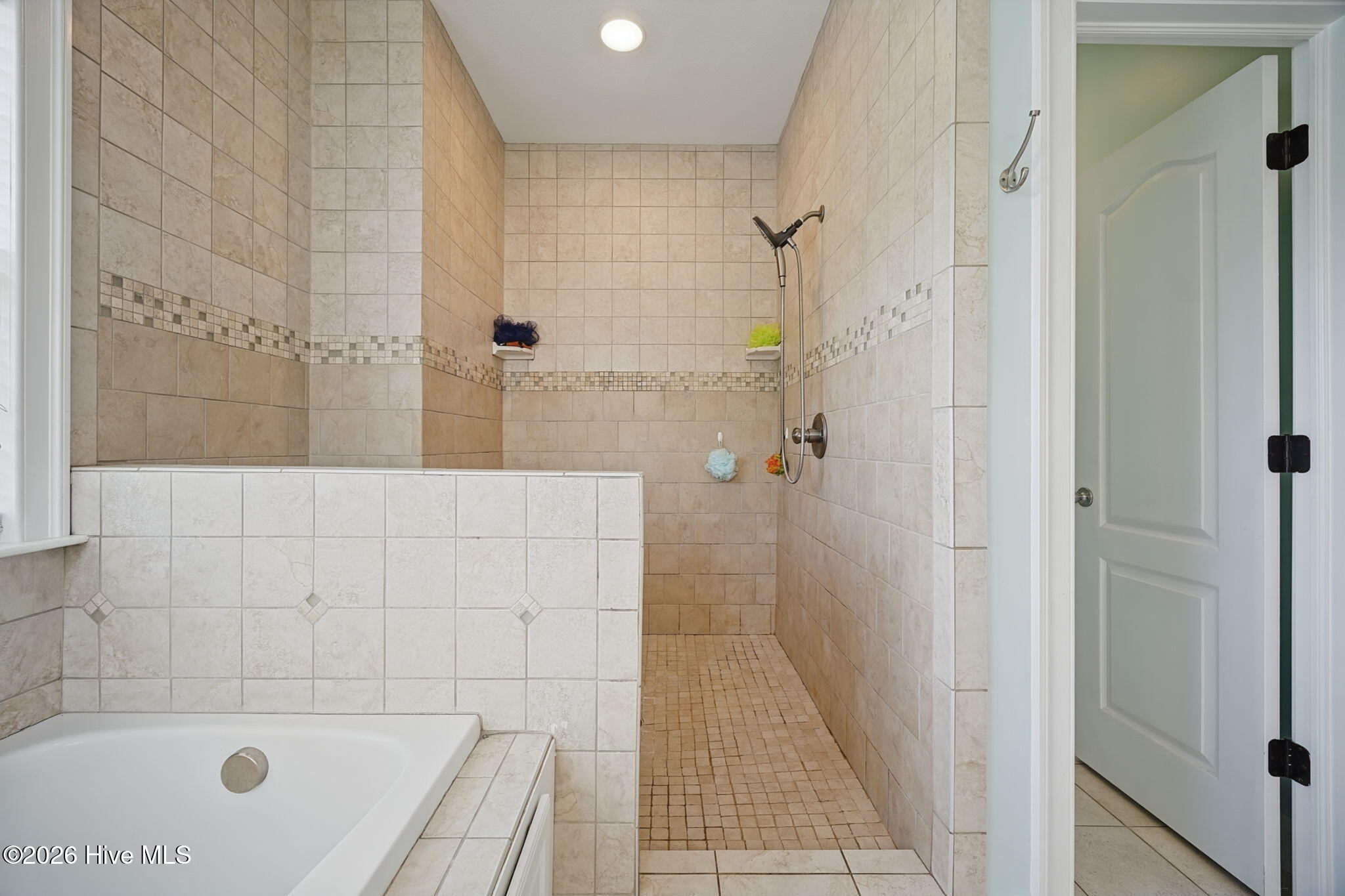 106 Gregg Court Property Photo 8