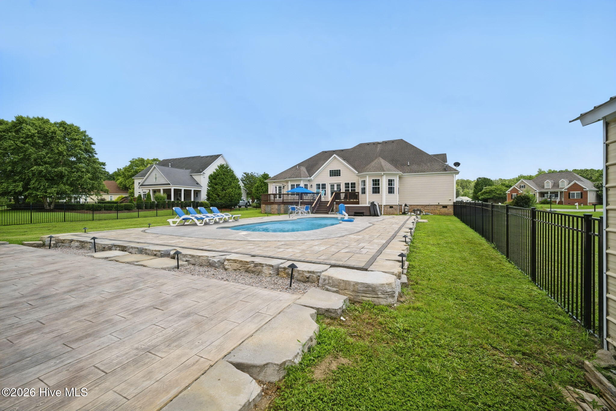 106 Gregg Court Property Photo 37