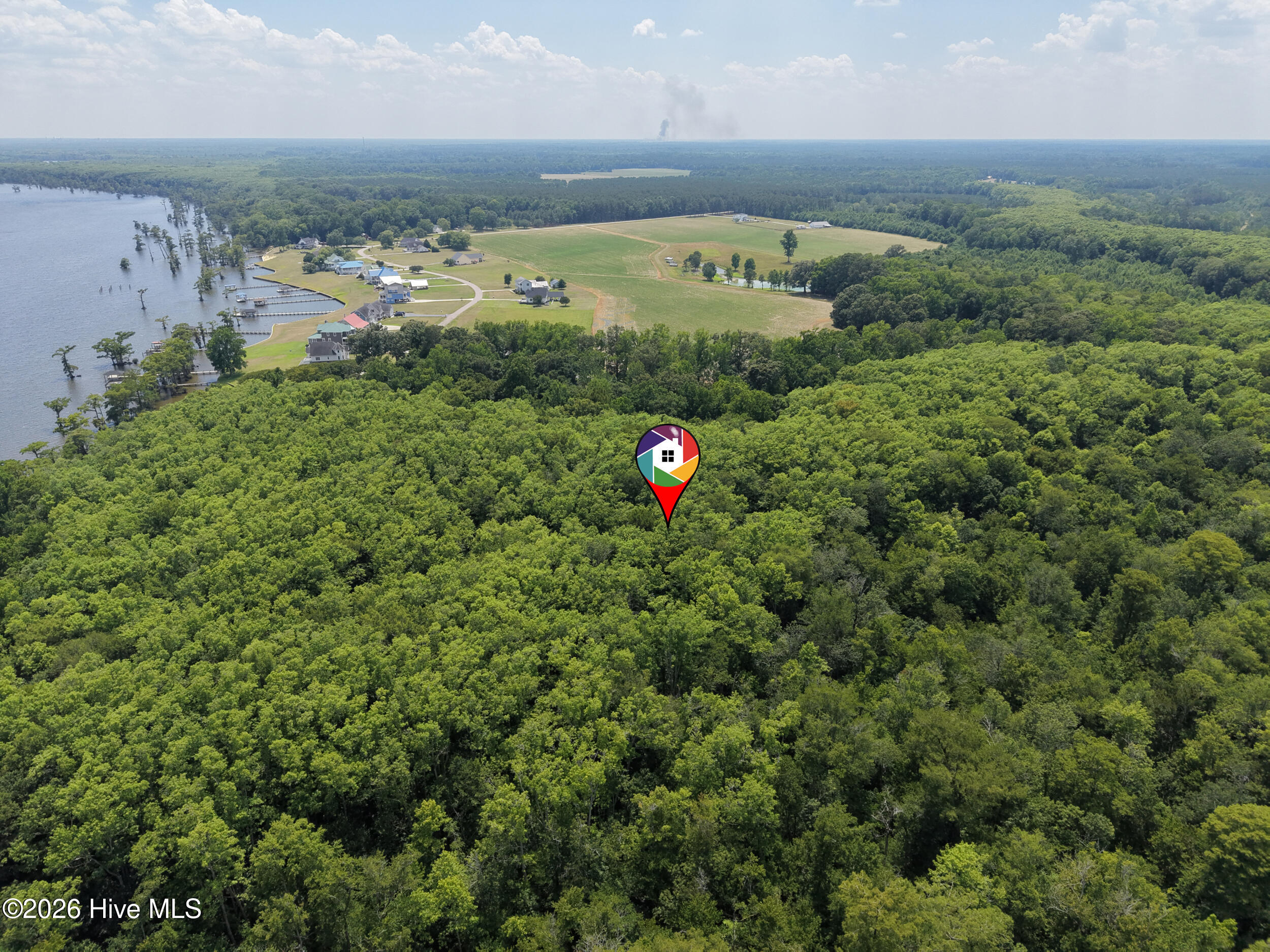462 Batchelor Bay Drive Property Photo 3