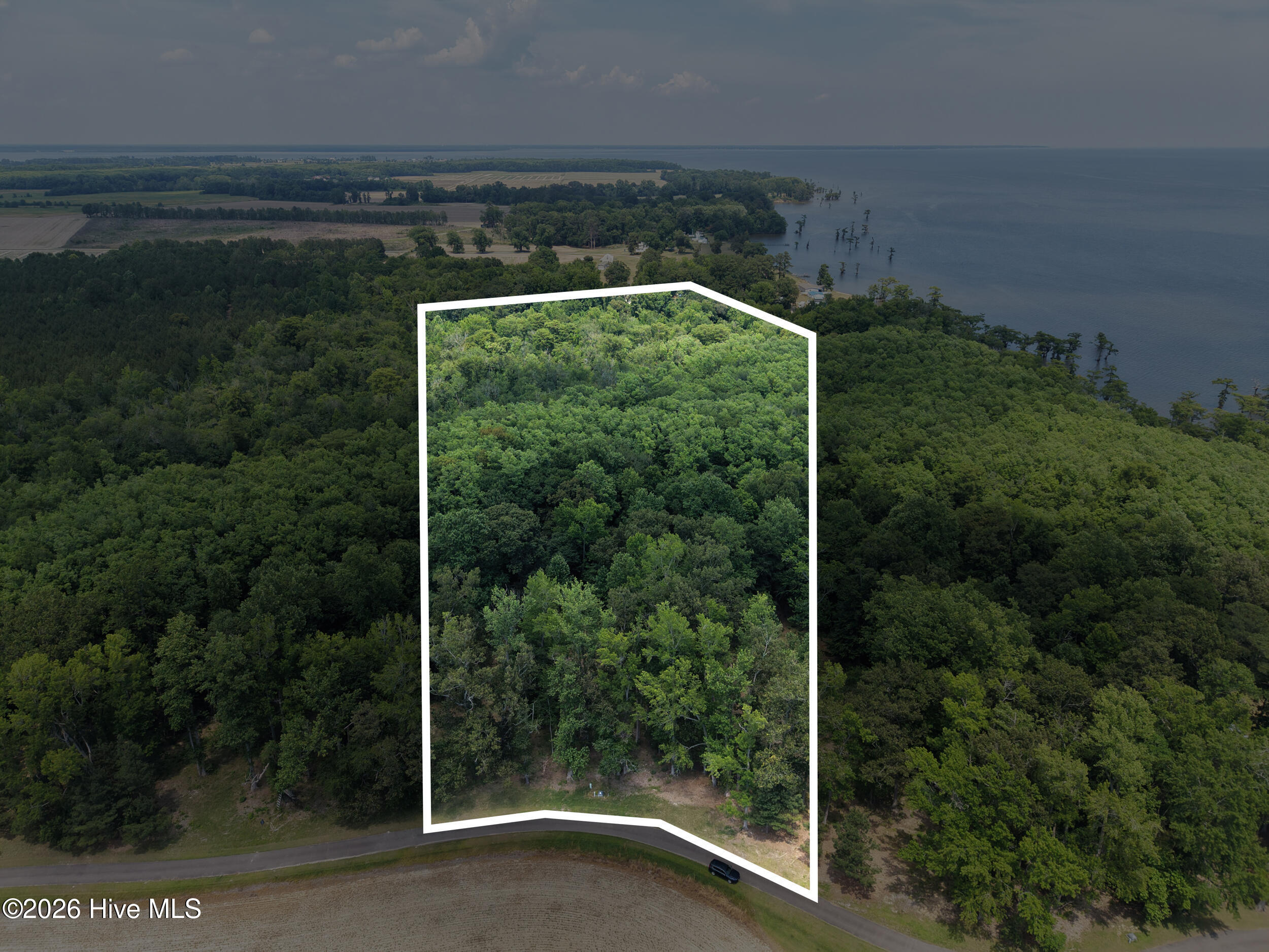 462 Batchelor Bay Drive Property Photo 4