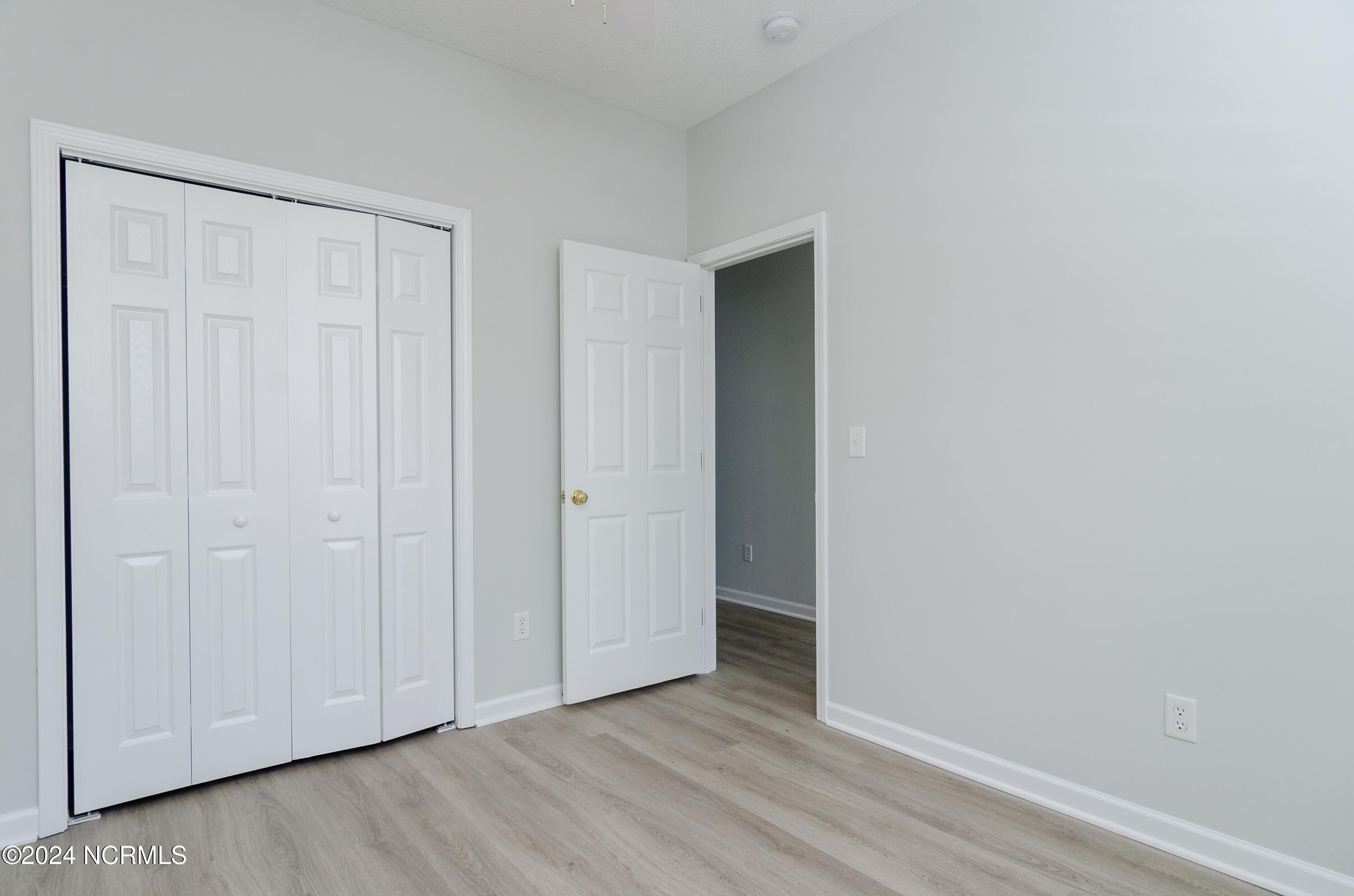 6464 Bradbury Court Property Photo 19