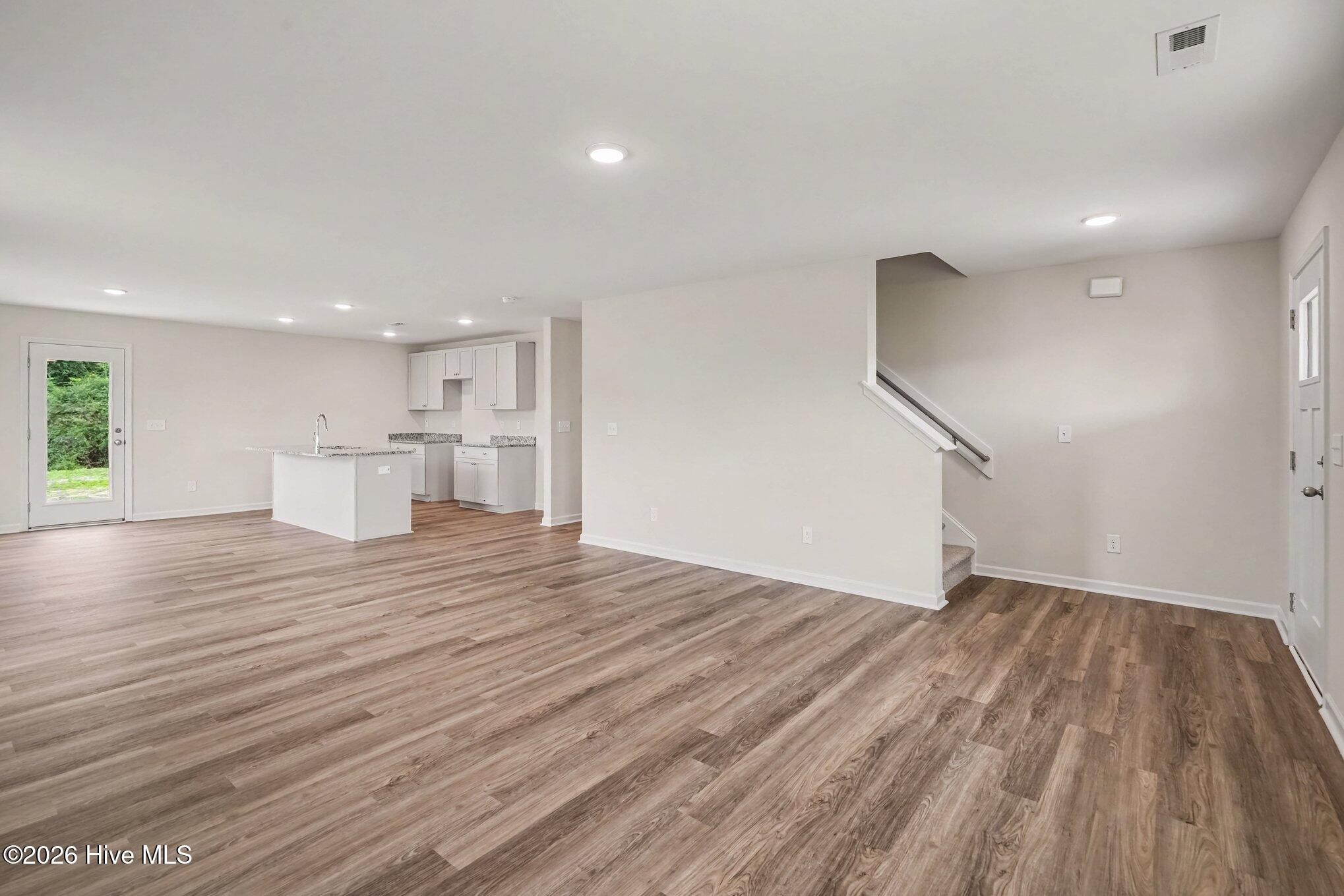 121 Boston River Drive Property Photo 8
