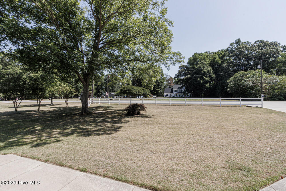 5951 Haywood Drive Property Photo 15