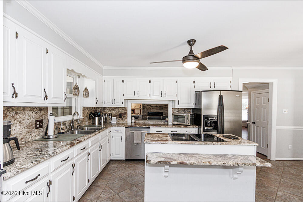 5951 Haywood Drive Property Photo 30
