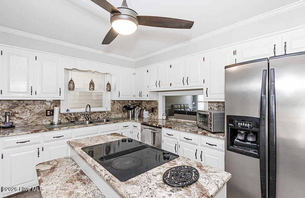 5951 Haywood Drive Property Photo 35