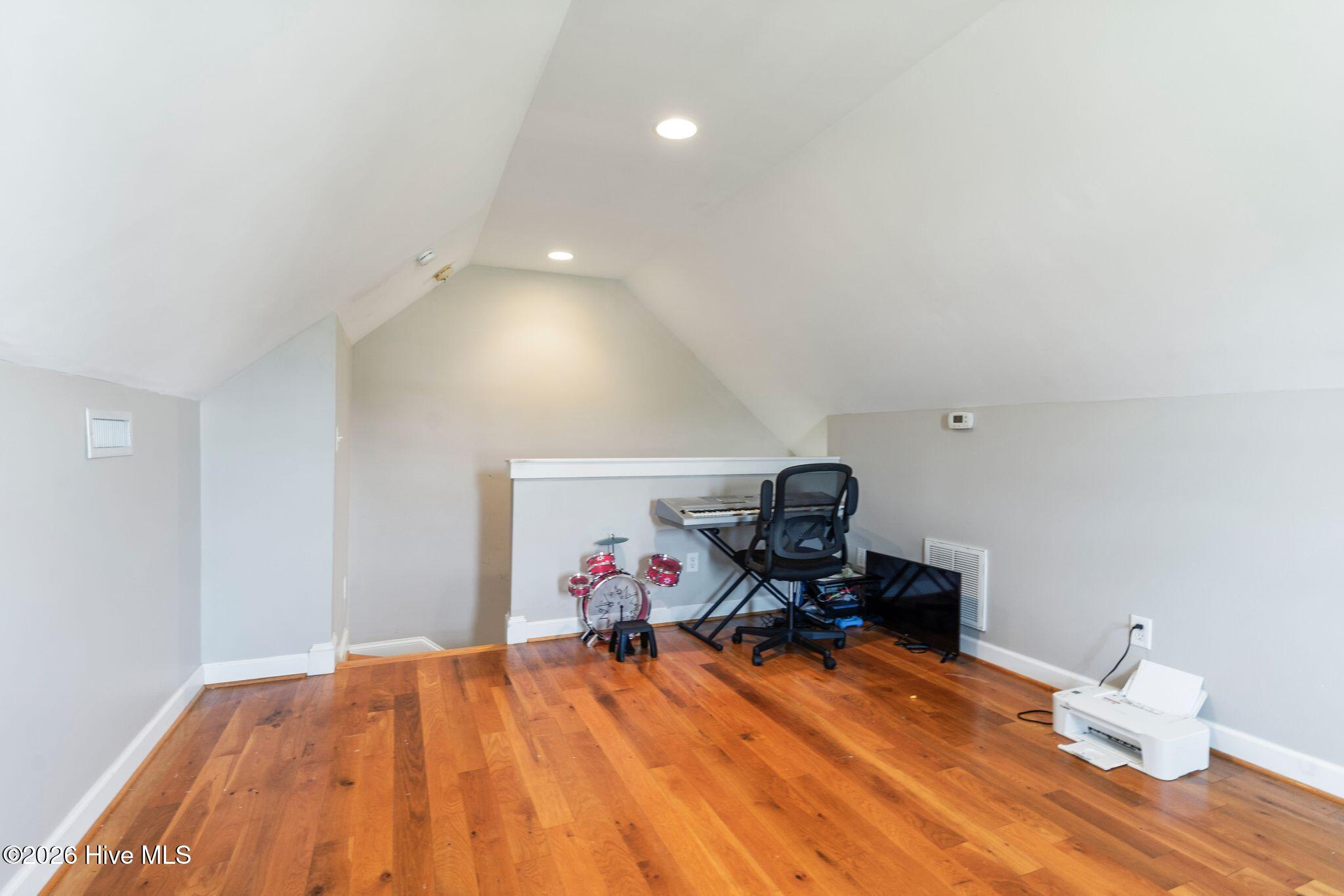 17 Jenn Road Property Photo 34
