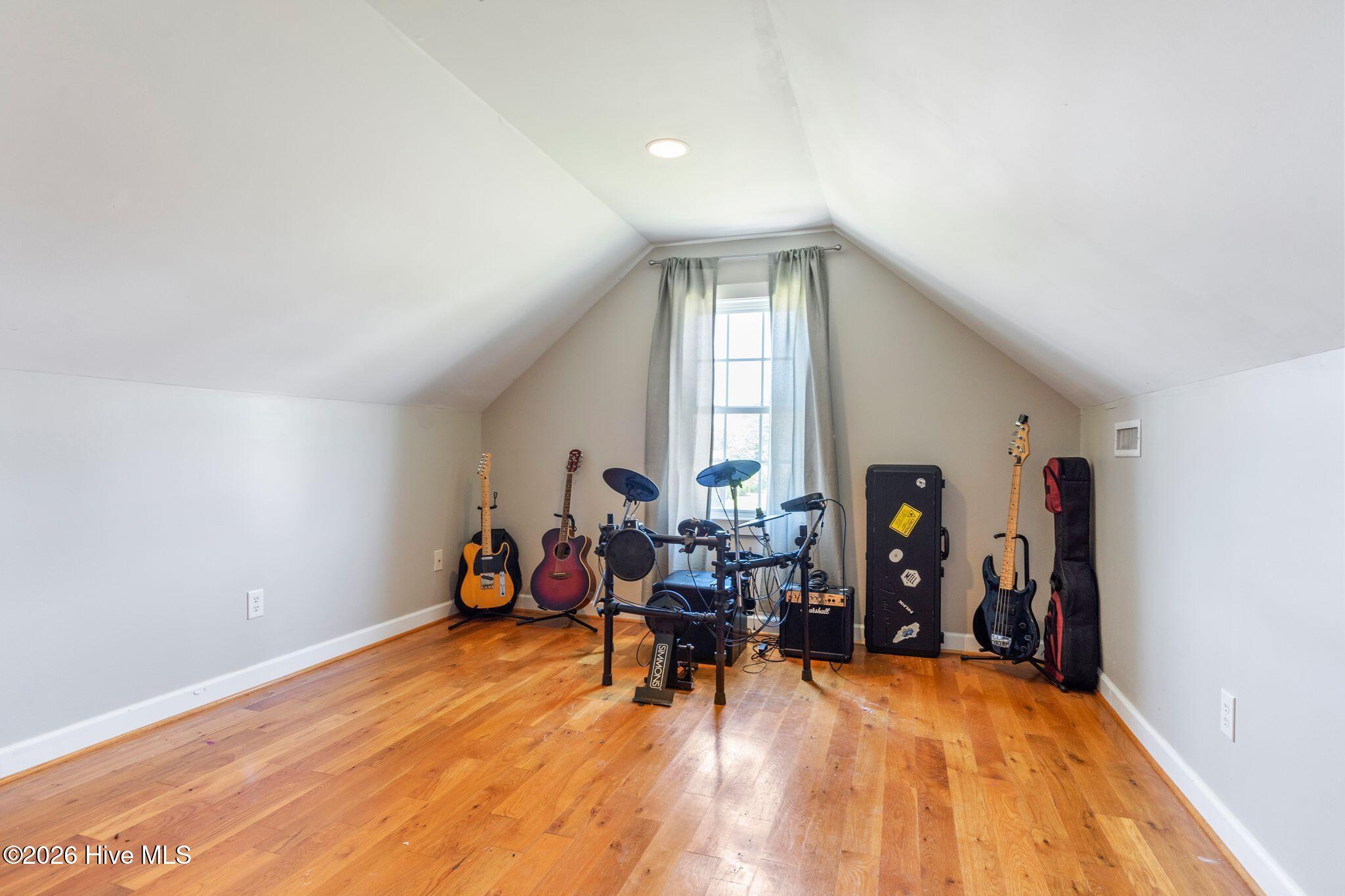 17 Jenn Road Property Photo 35