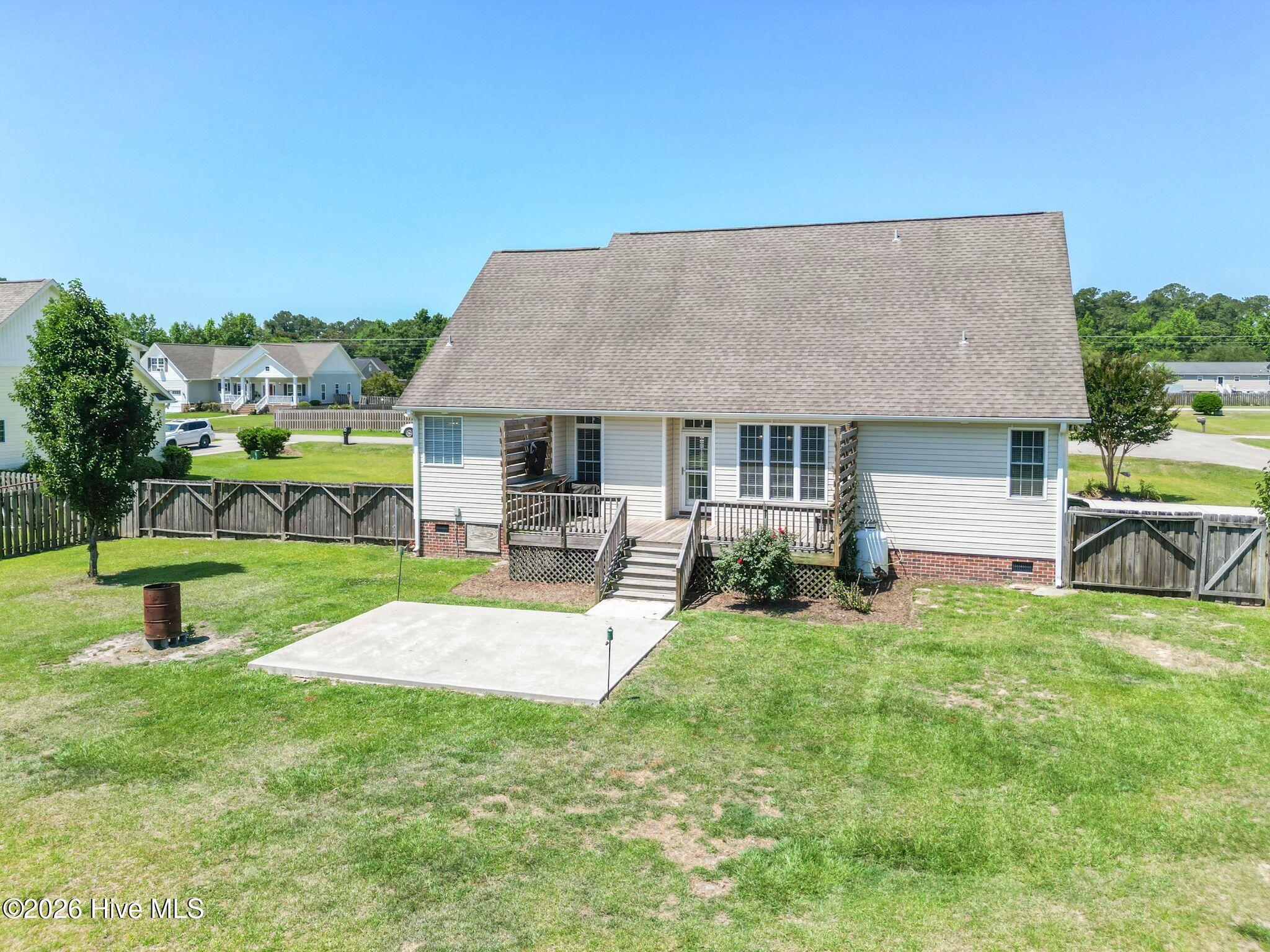 17 Jenn Road Property Photo 44
