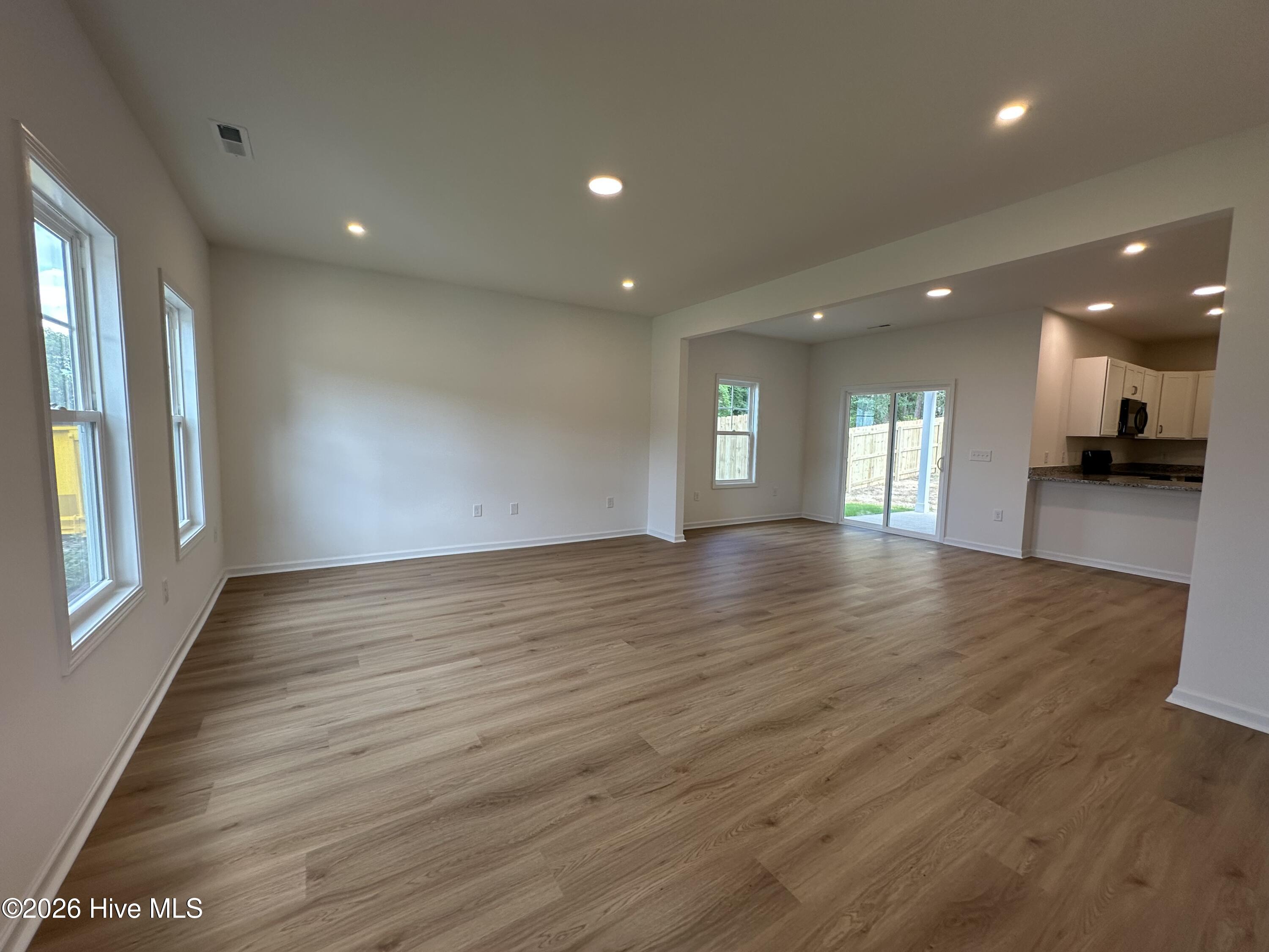541 Bartley Street Property Photo 33