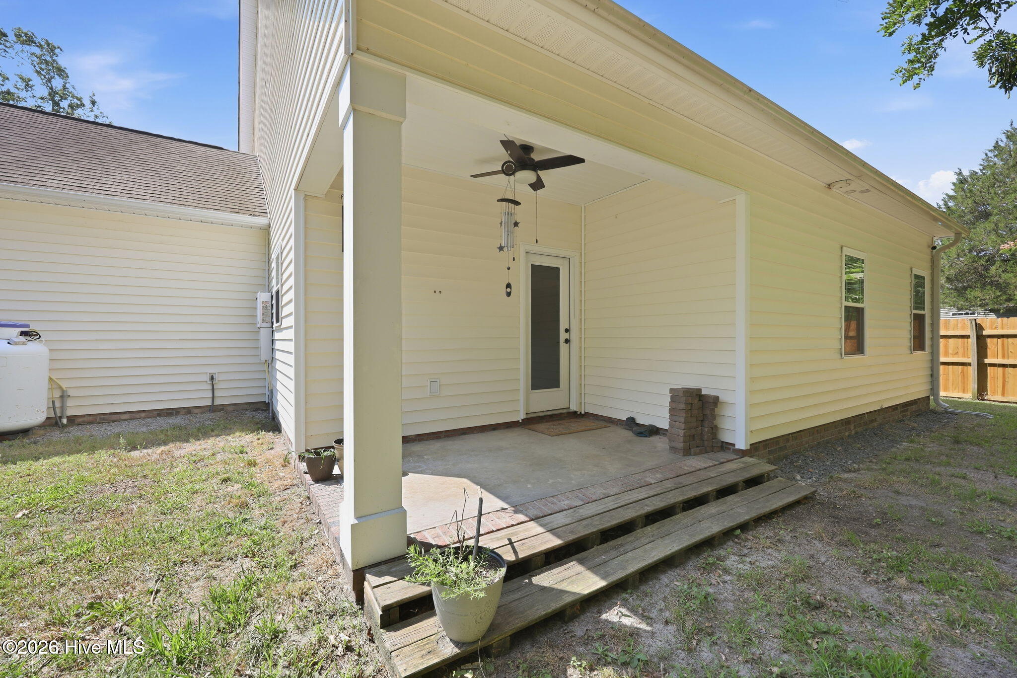 402 Satterfield Drive Property Photo 26