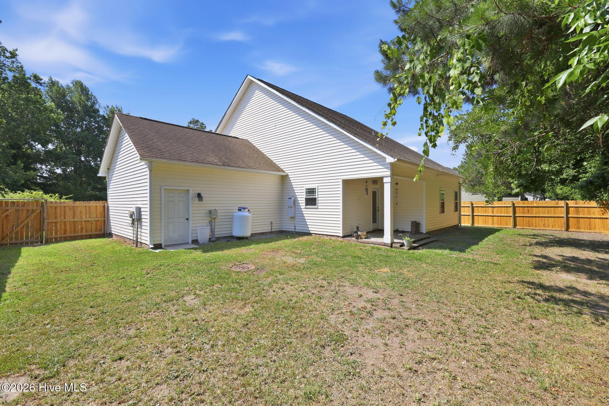 402 Satterfield Drive Property Photo 29