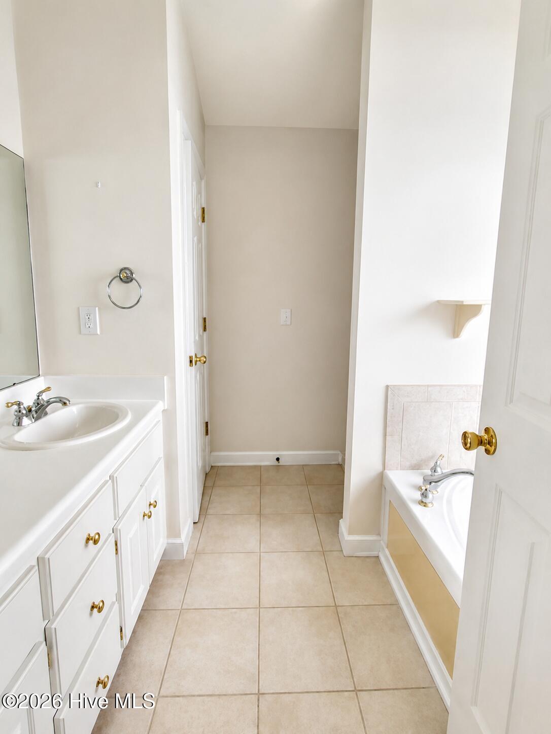 1532 Thayer Drive Property Photo 16