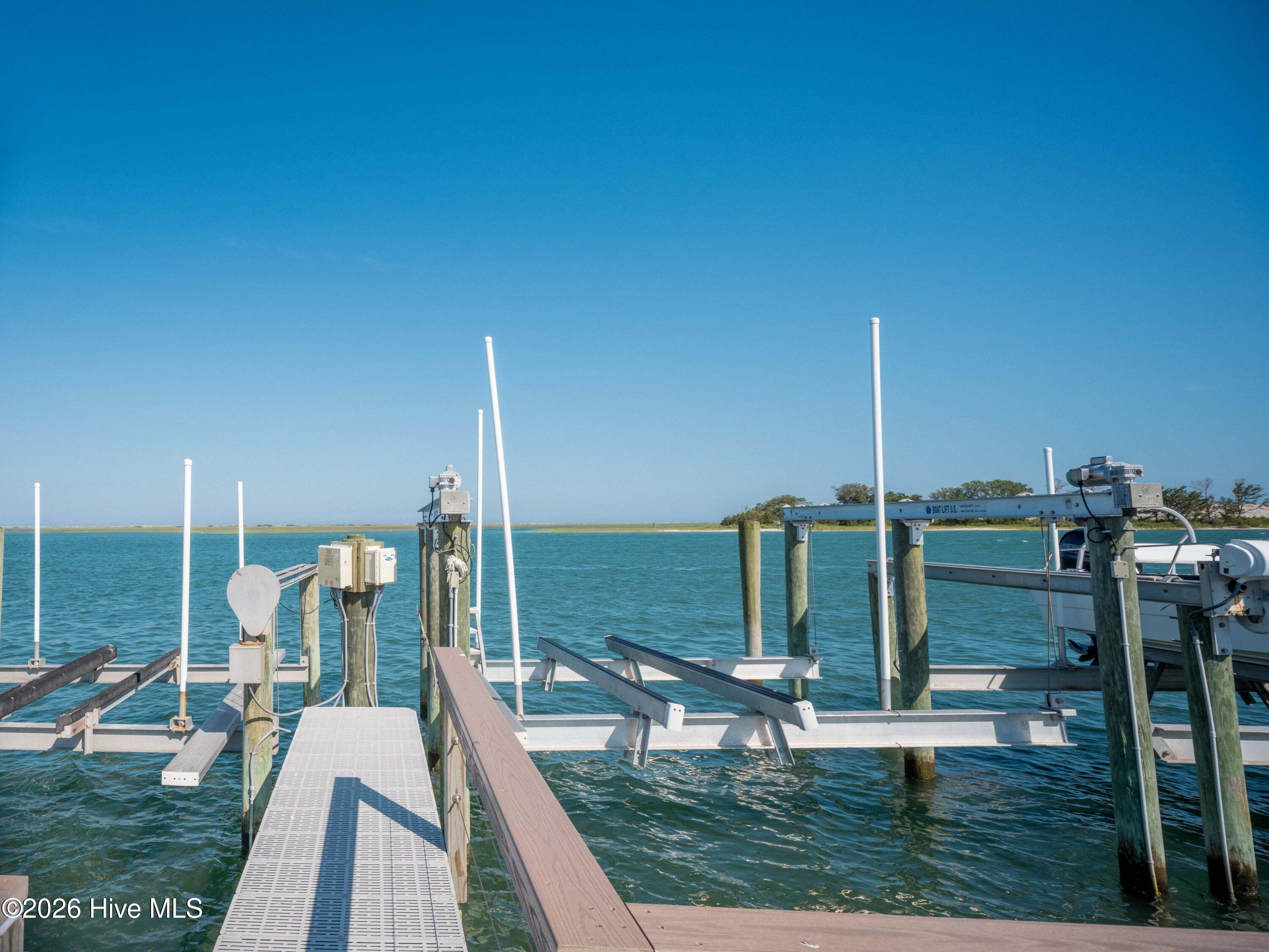 311 Cabbage Inlet Lane Property Photo 8