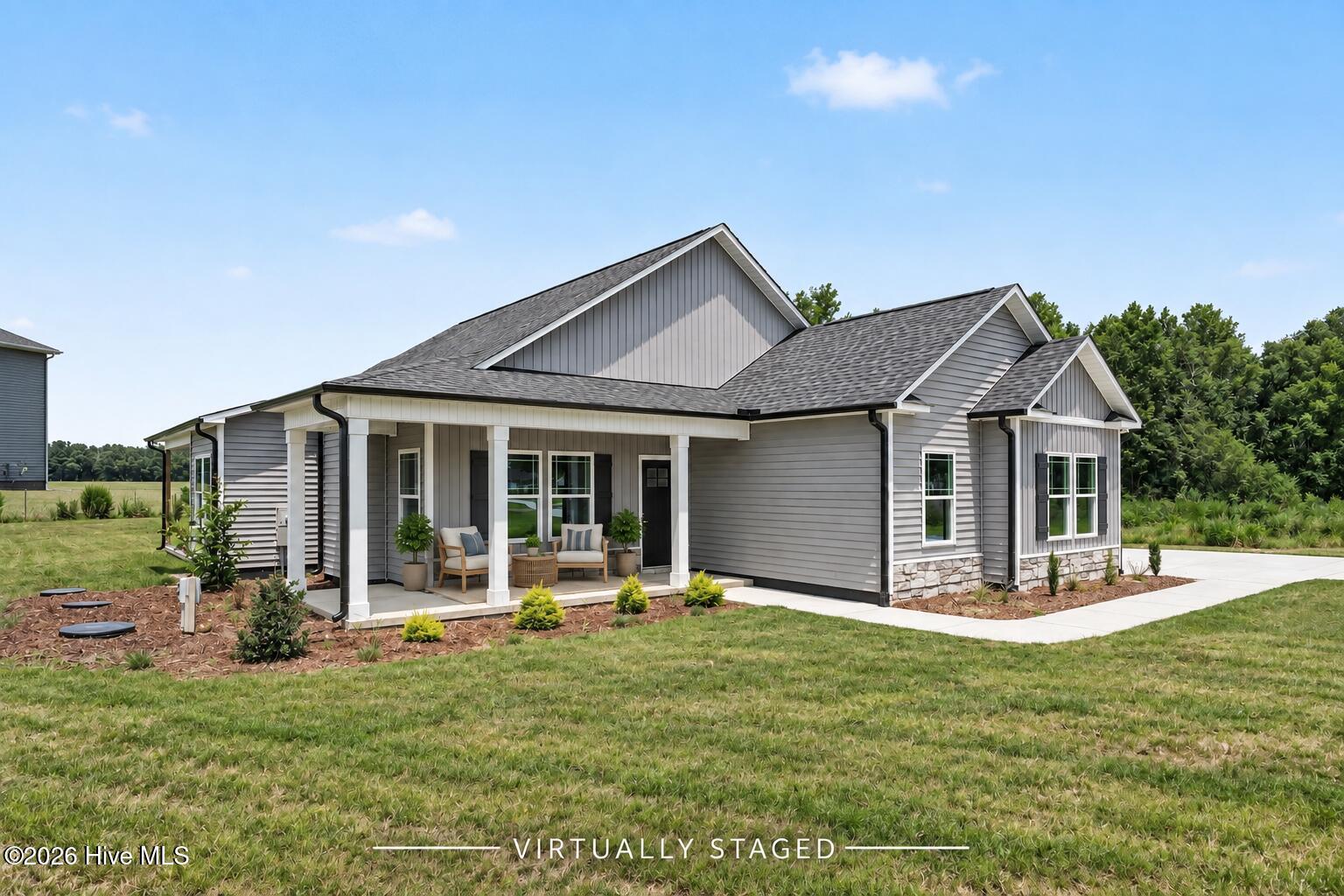 213 Tuscany Circle Property Photo 3