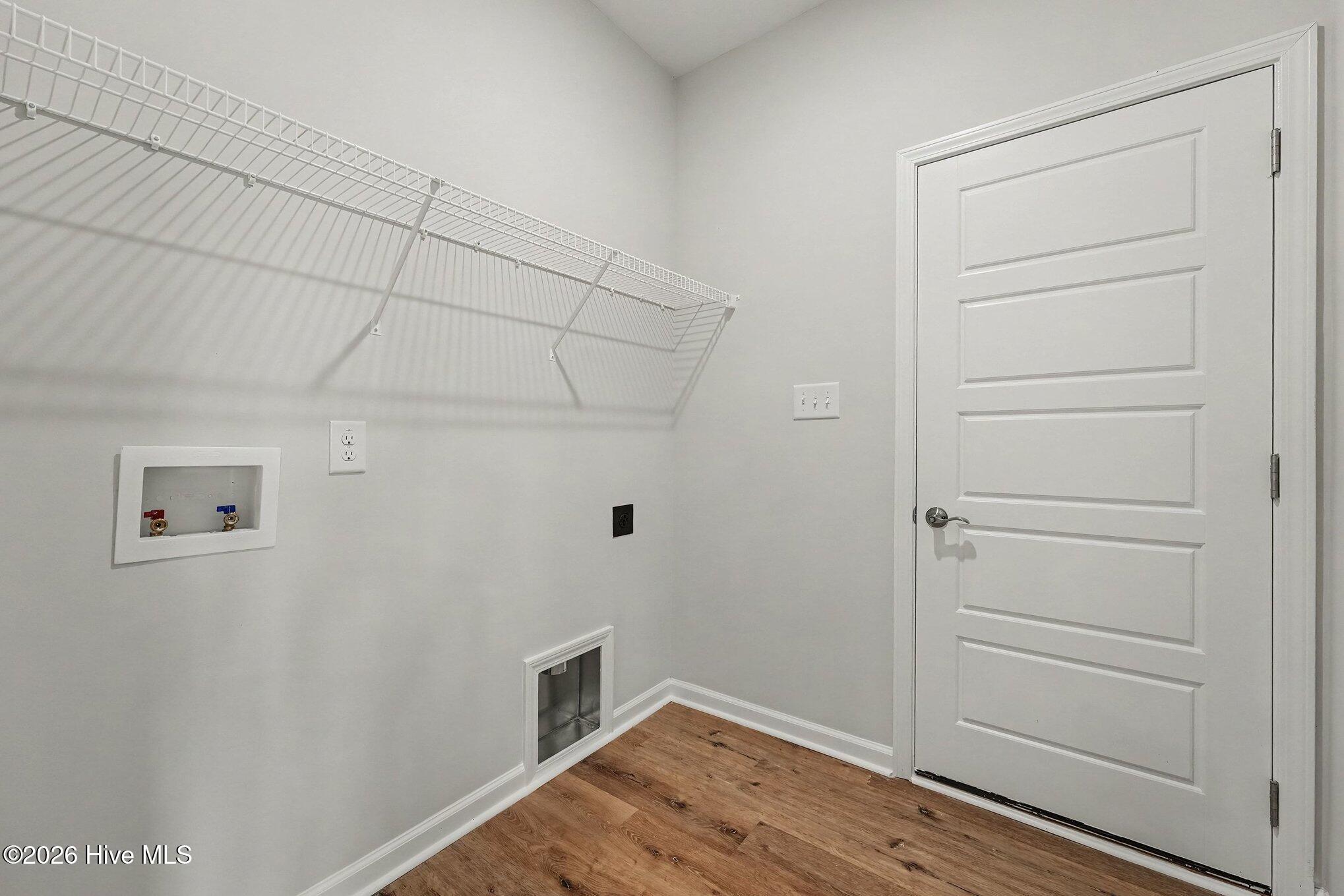 213 Tuscany Circle Property Photo 11