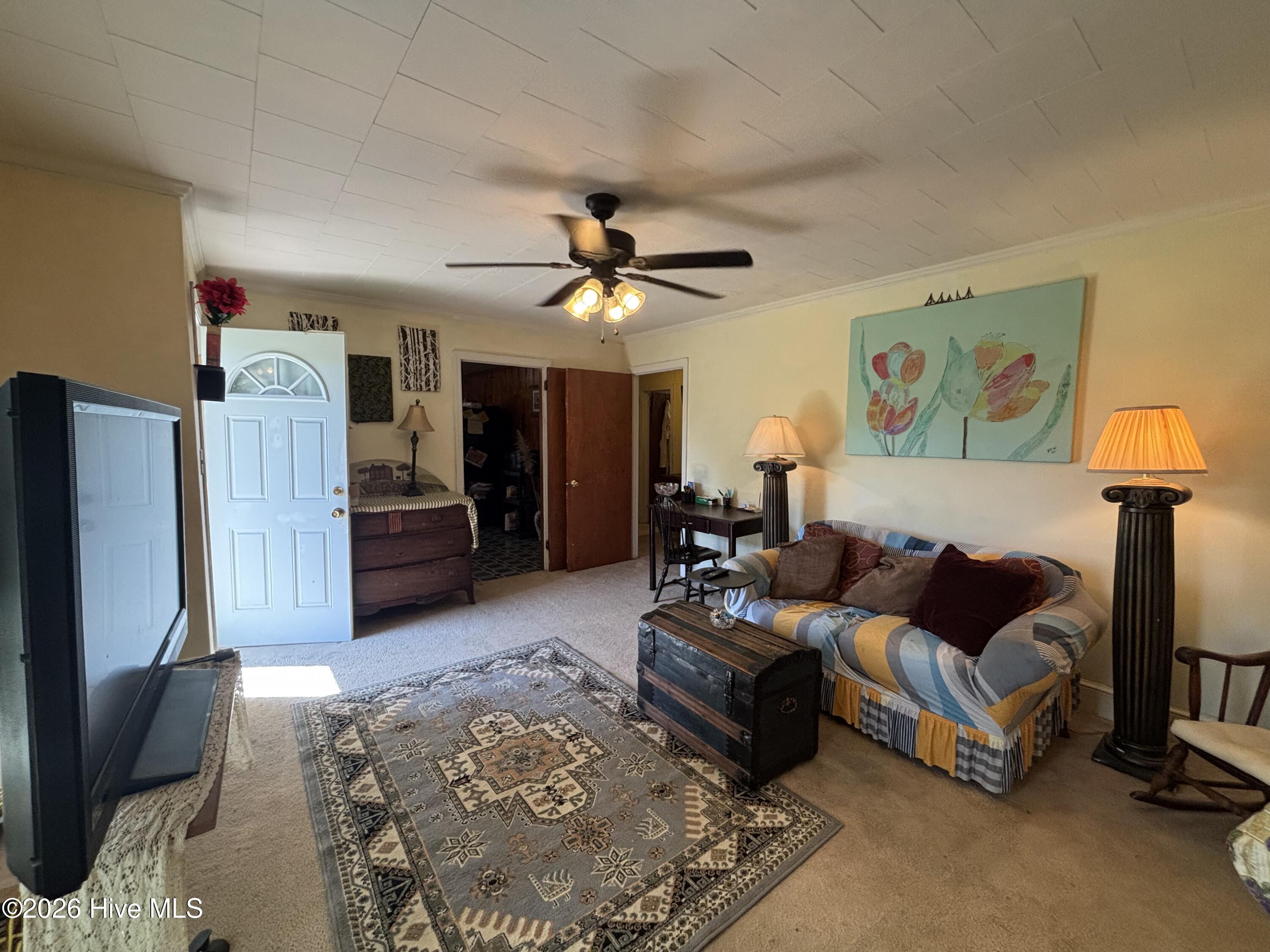 4086 Collins Drive Property Photo 9