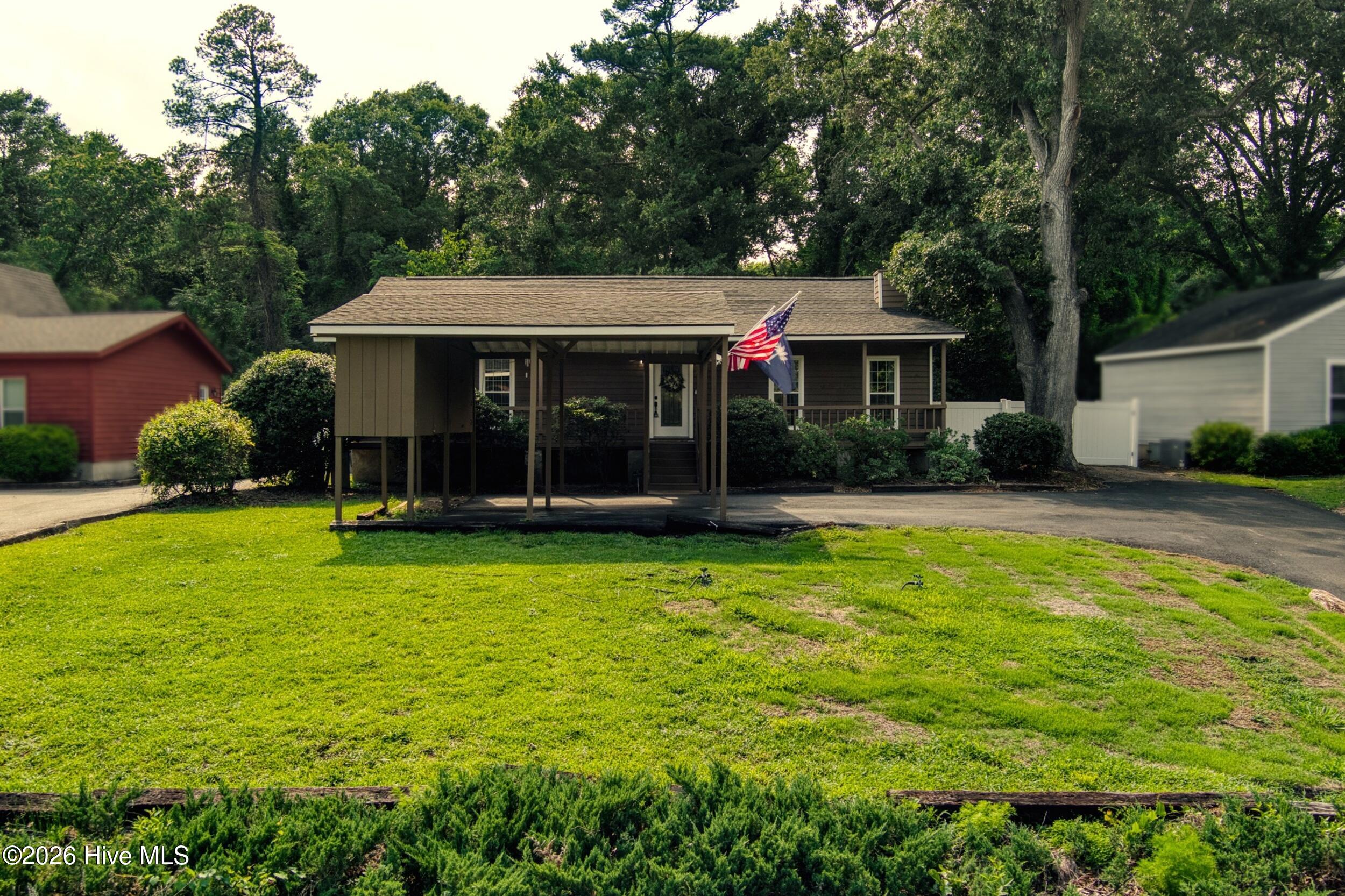 209 Border Drive Property Photo 2