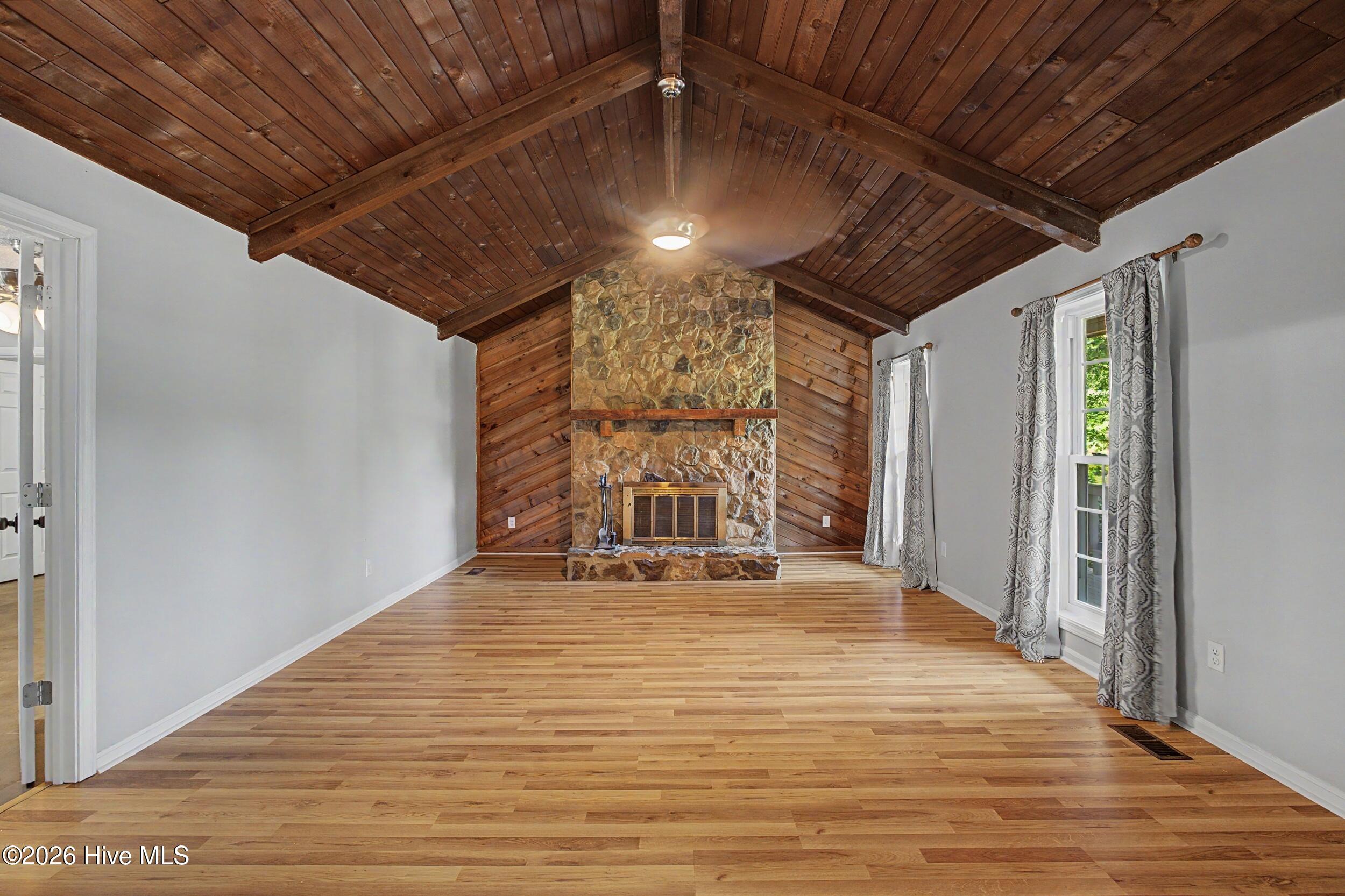 209 Border Drive Property Photo 12