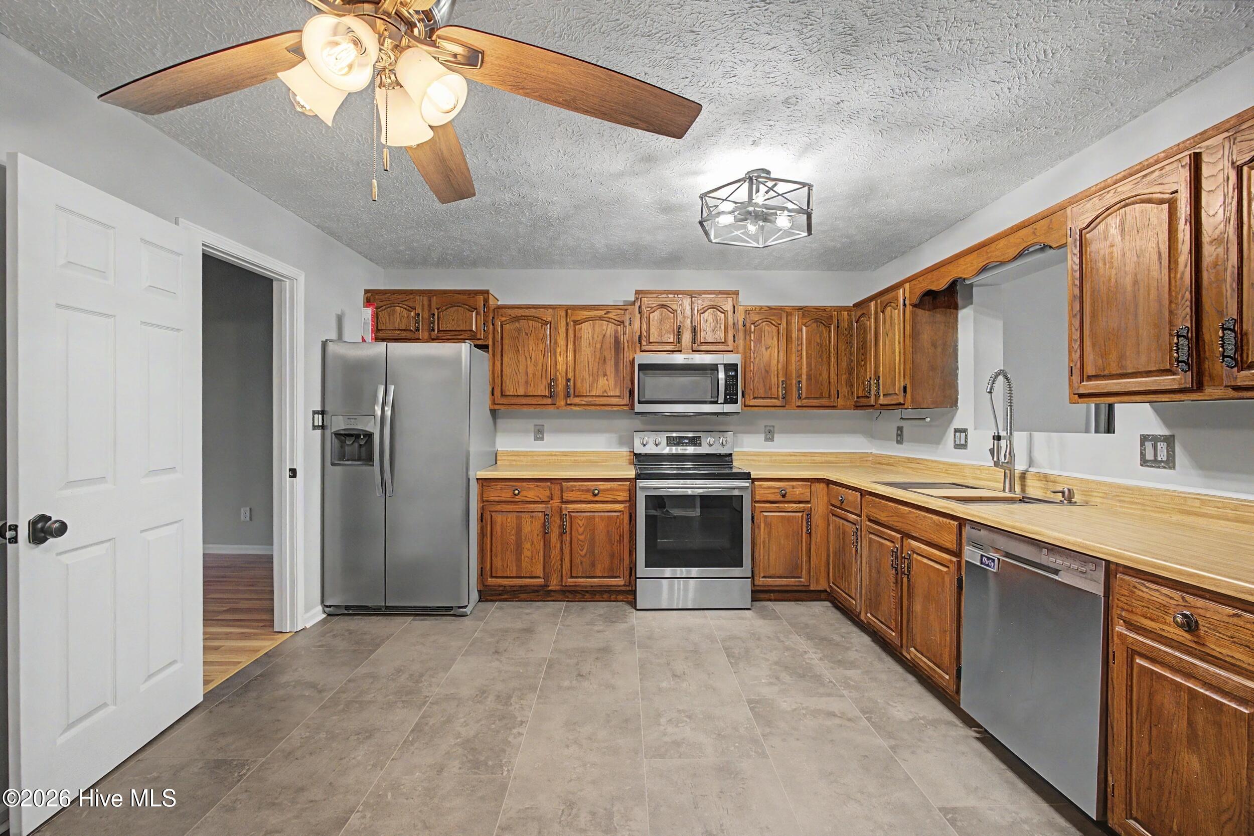 209 Border Drive Property Photo 15