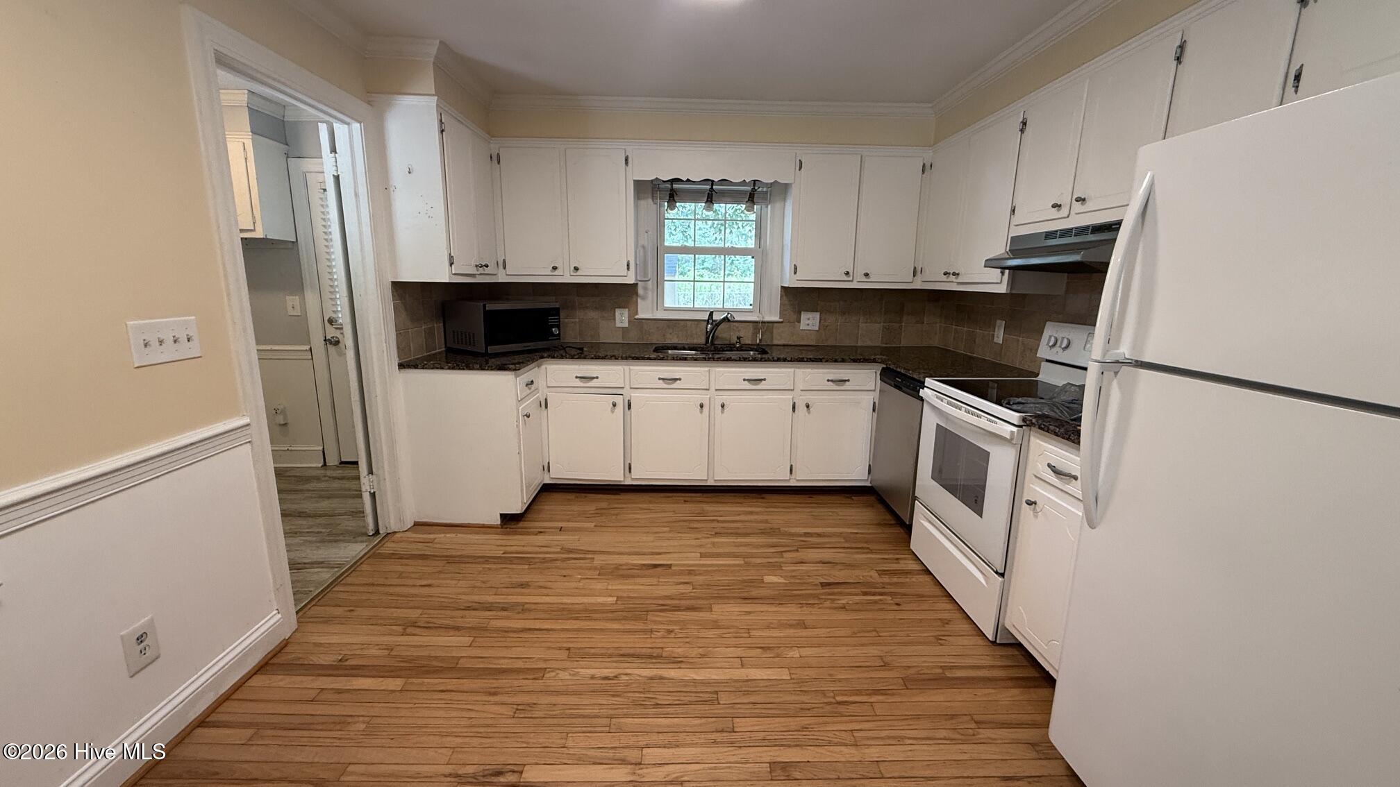 116 Osceola Drive Property Photo 2
