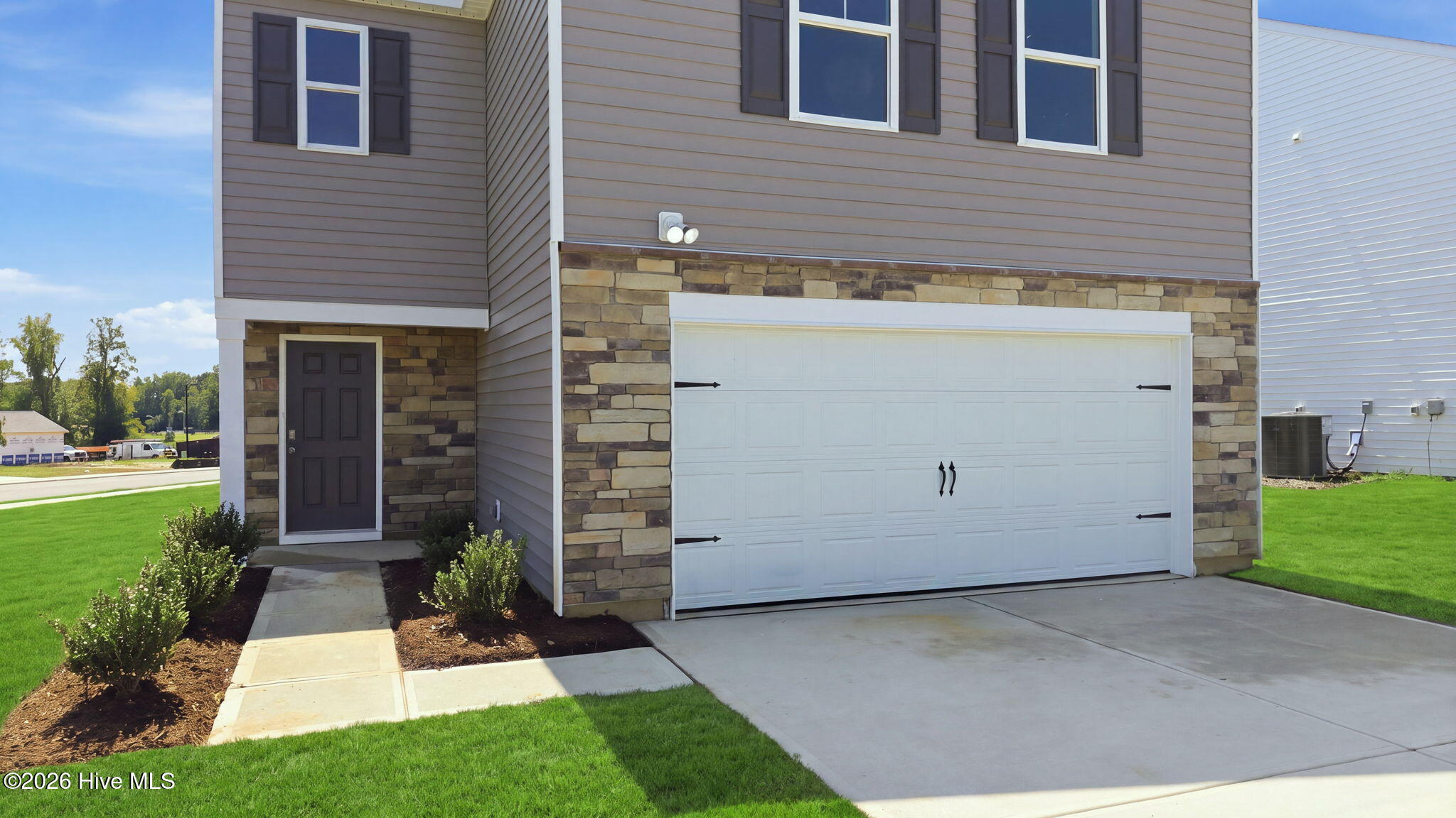 7233 Silverleaf Road Property Photo 4