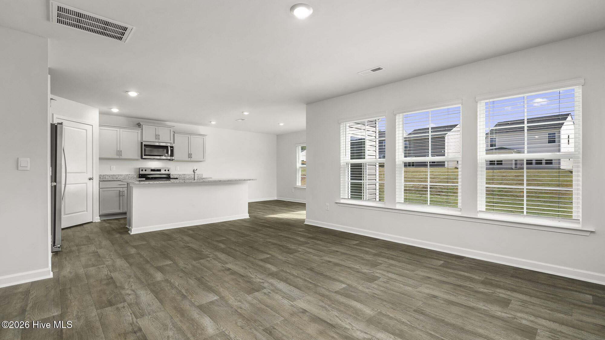 7233 Silverleaf Road Property Photo 6