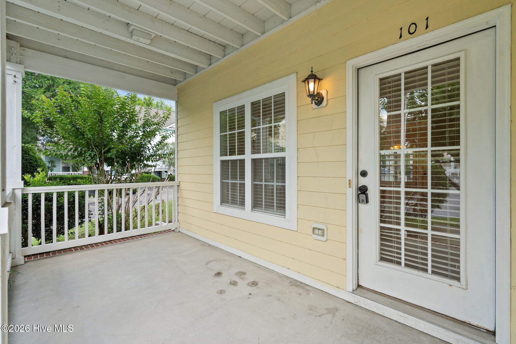 2306 Wrightsville Avenue Apt 101 Property Photo 6