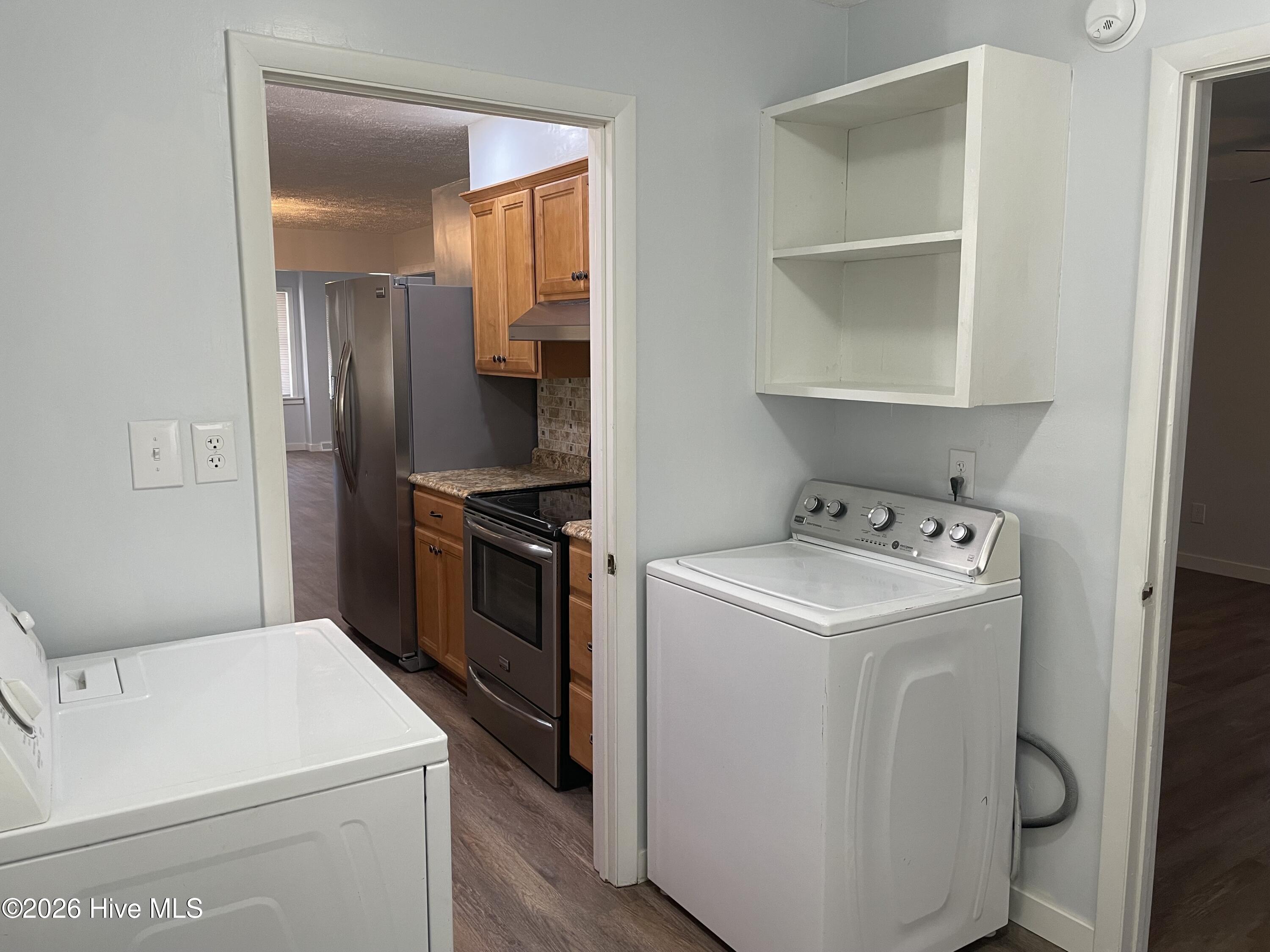 903 Valley View Street Property Photo 6