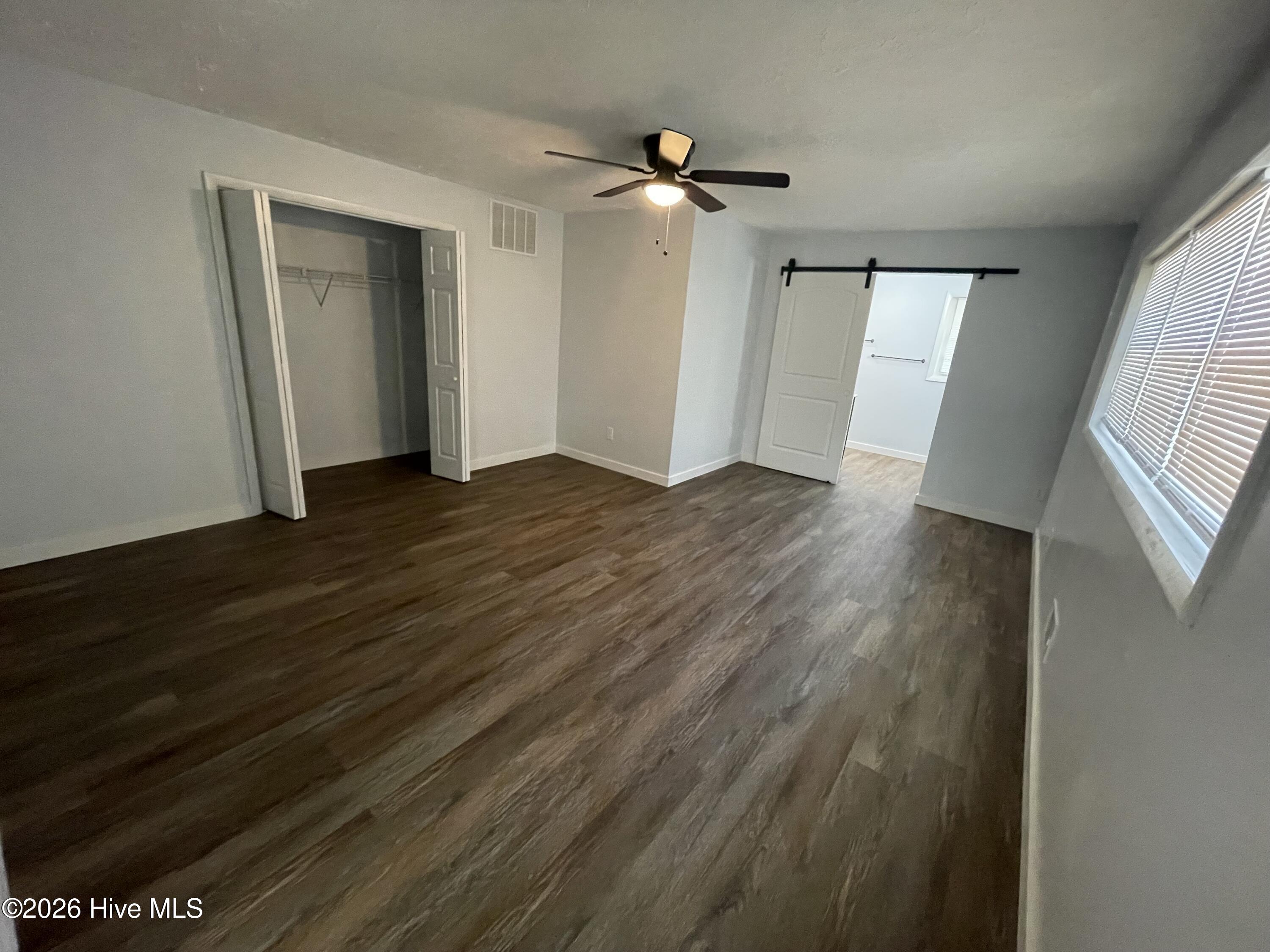 903 Valley View Street Property Photo 7