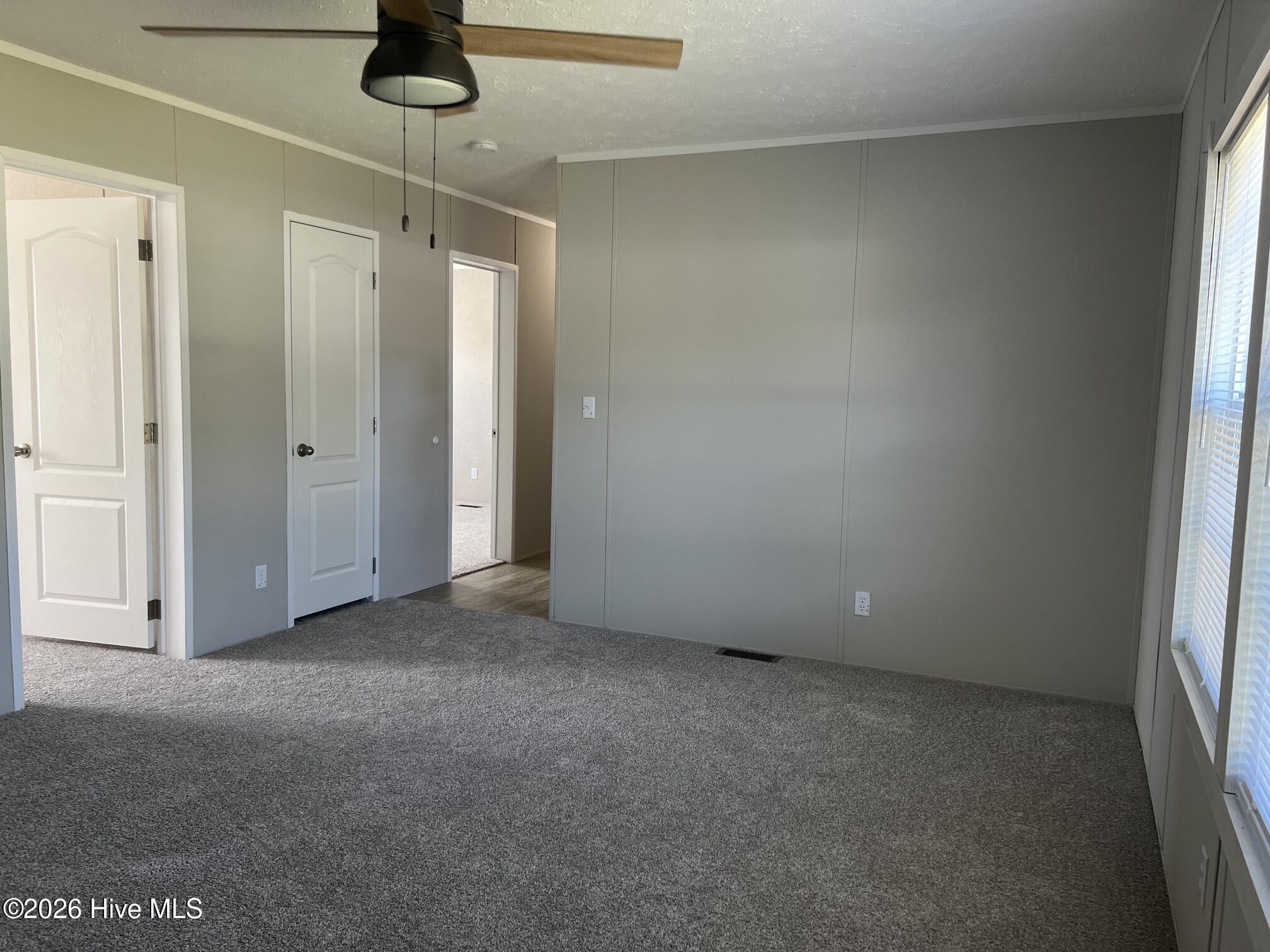 316 Commodore Drive Property Photo 14