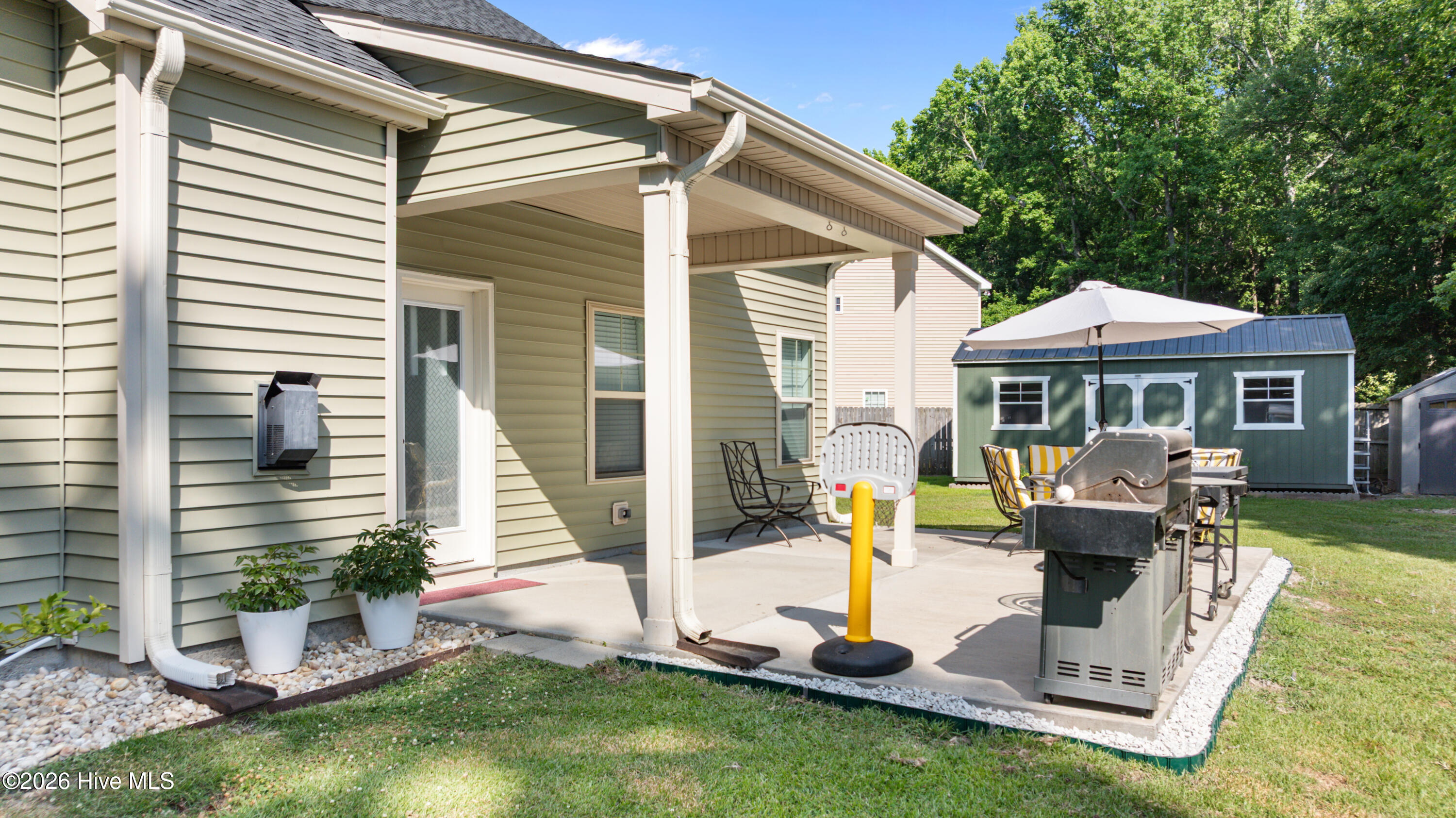 107 E Berkshire Court Property Photo 6