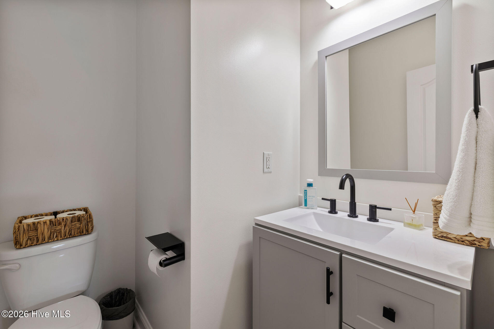 107 E Berkshire Court Property Photo 15