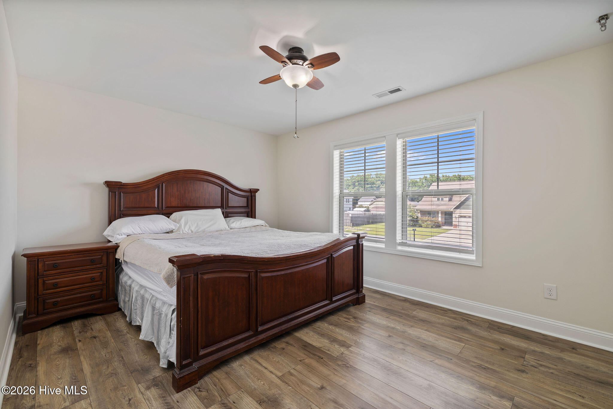107 E Berkshire Court Property Photo 18