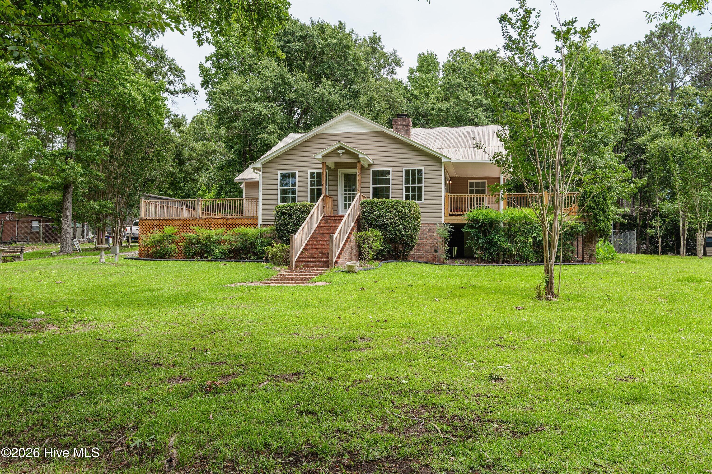 4710 Silver Lake Drive Property Photo 1