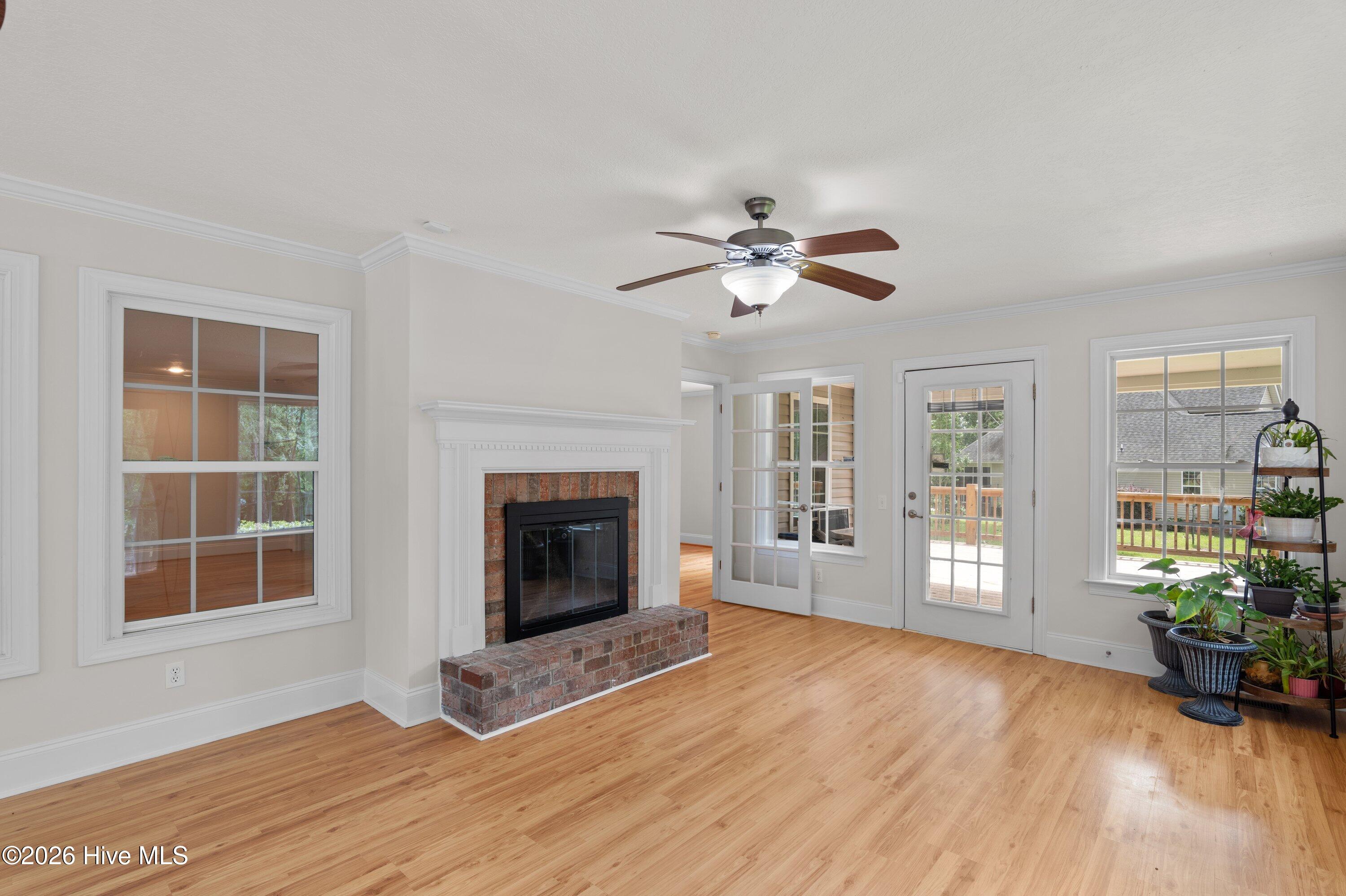 4710 Silver Lake Drive Property Photo 11