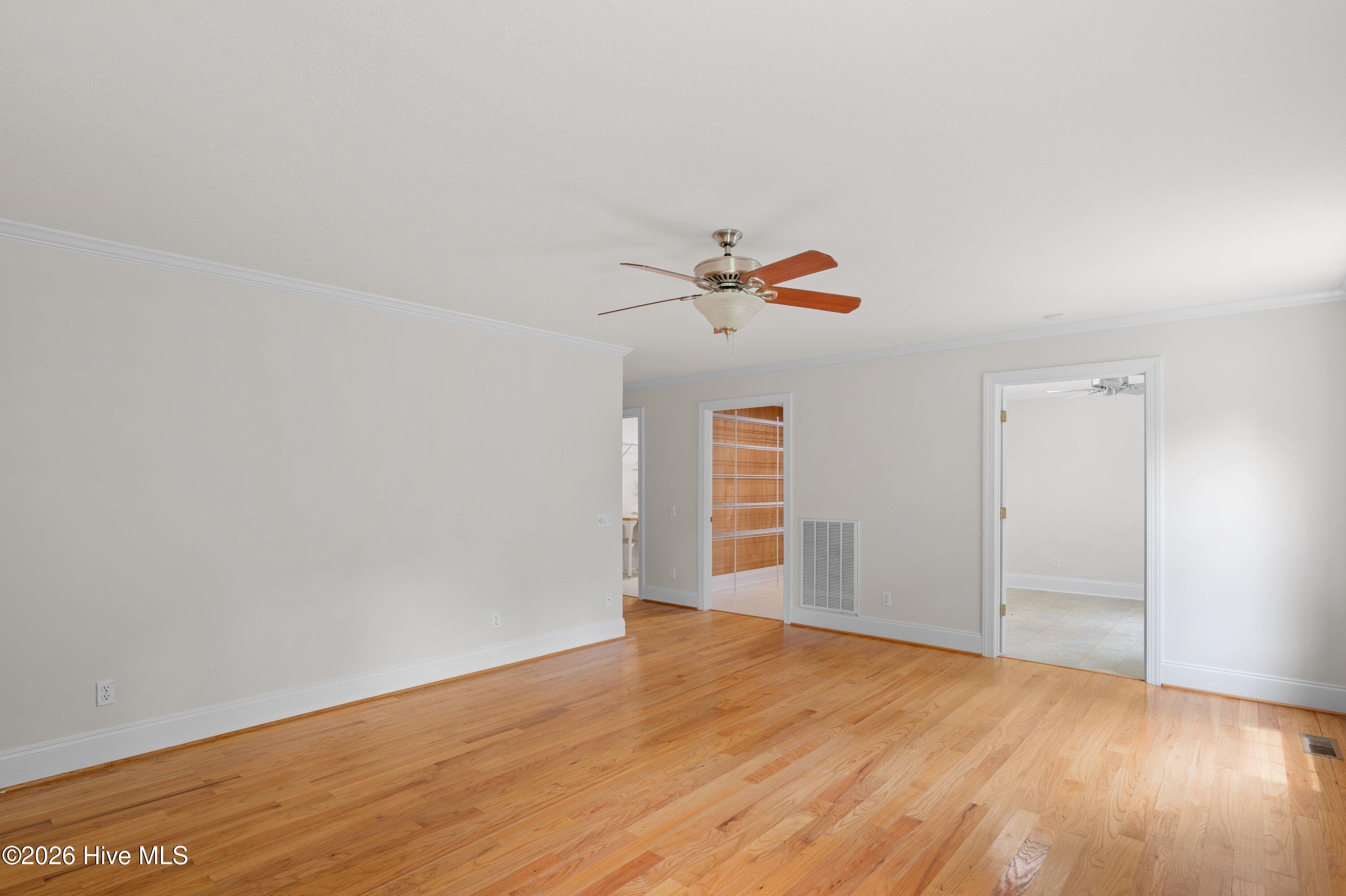 4710 Silver Lake Drive Property Photo 14