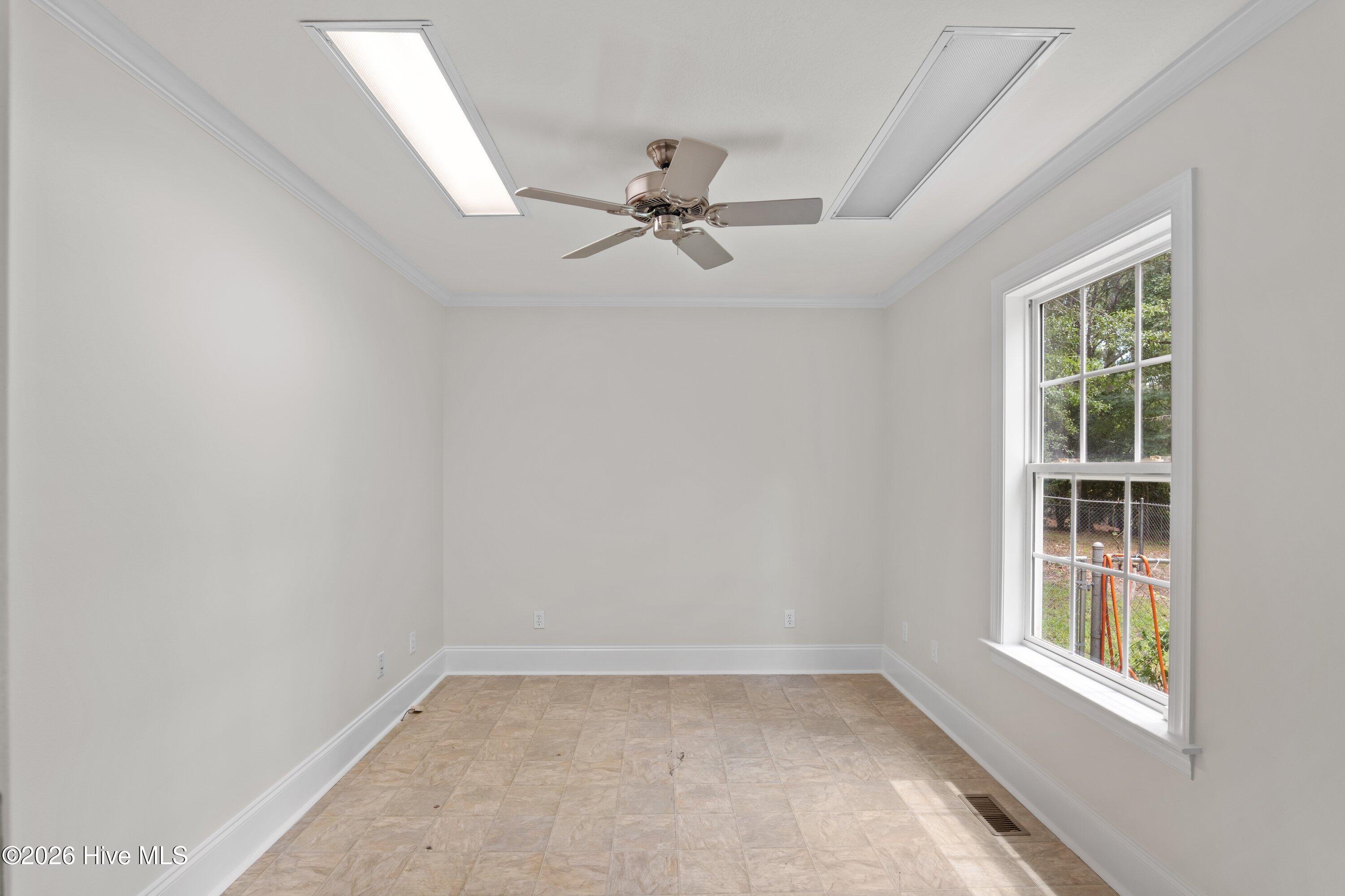 4710 Silver Lake Drive Property Photo 15