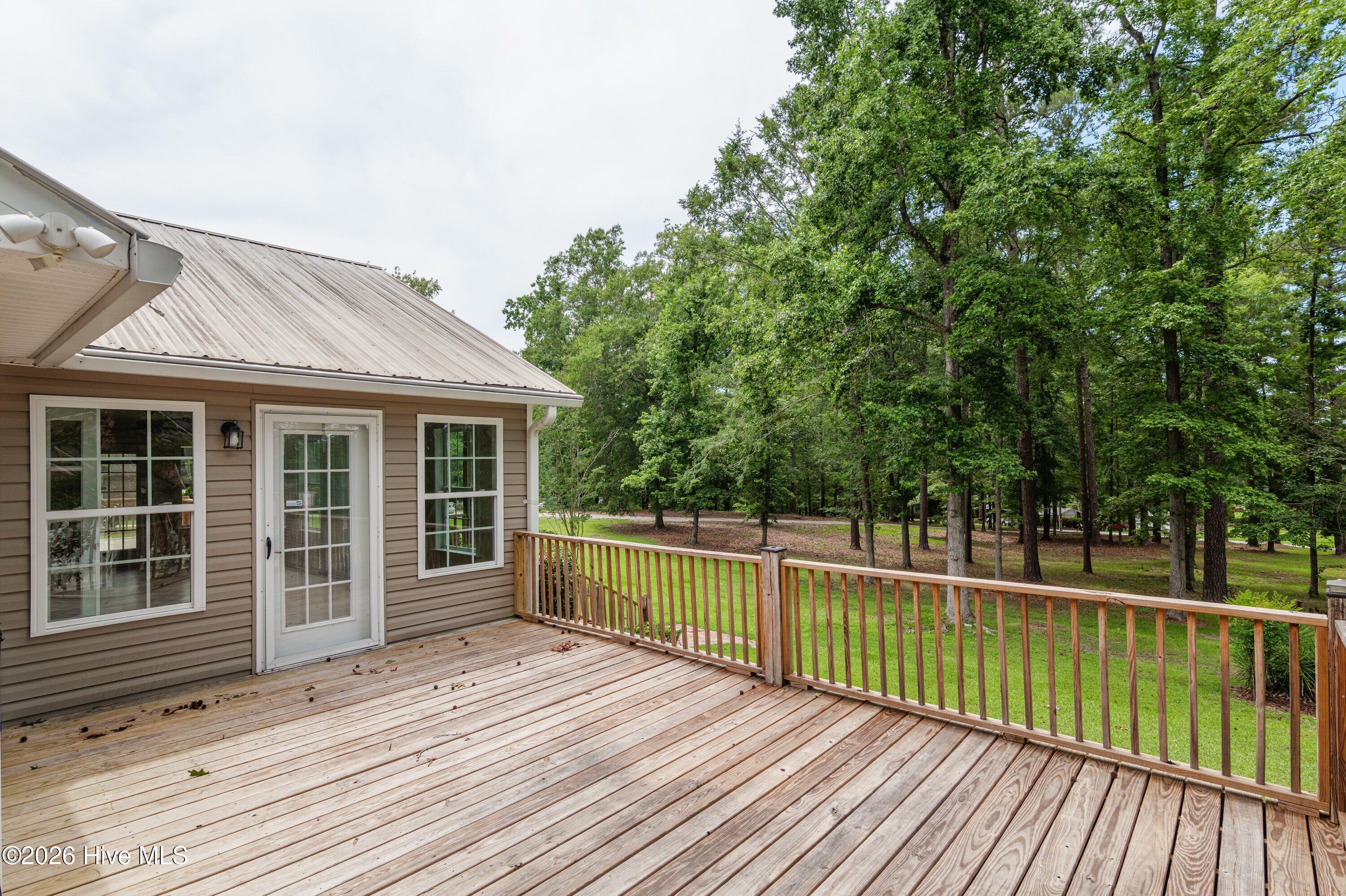 4710 Silver Lake Drive Property Photo 25