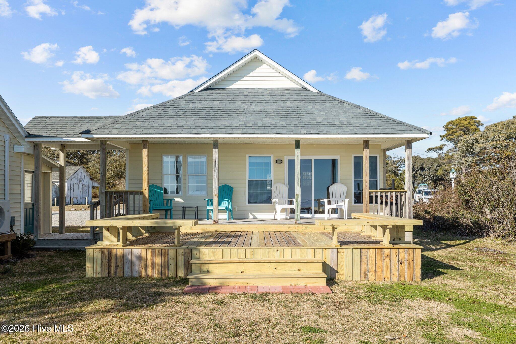 662 Island Road Property Photo 1