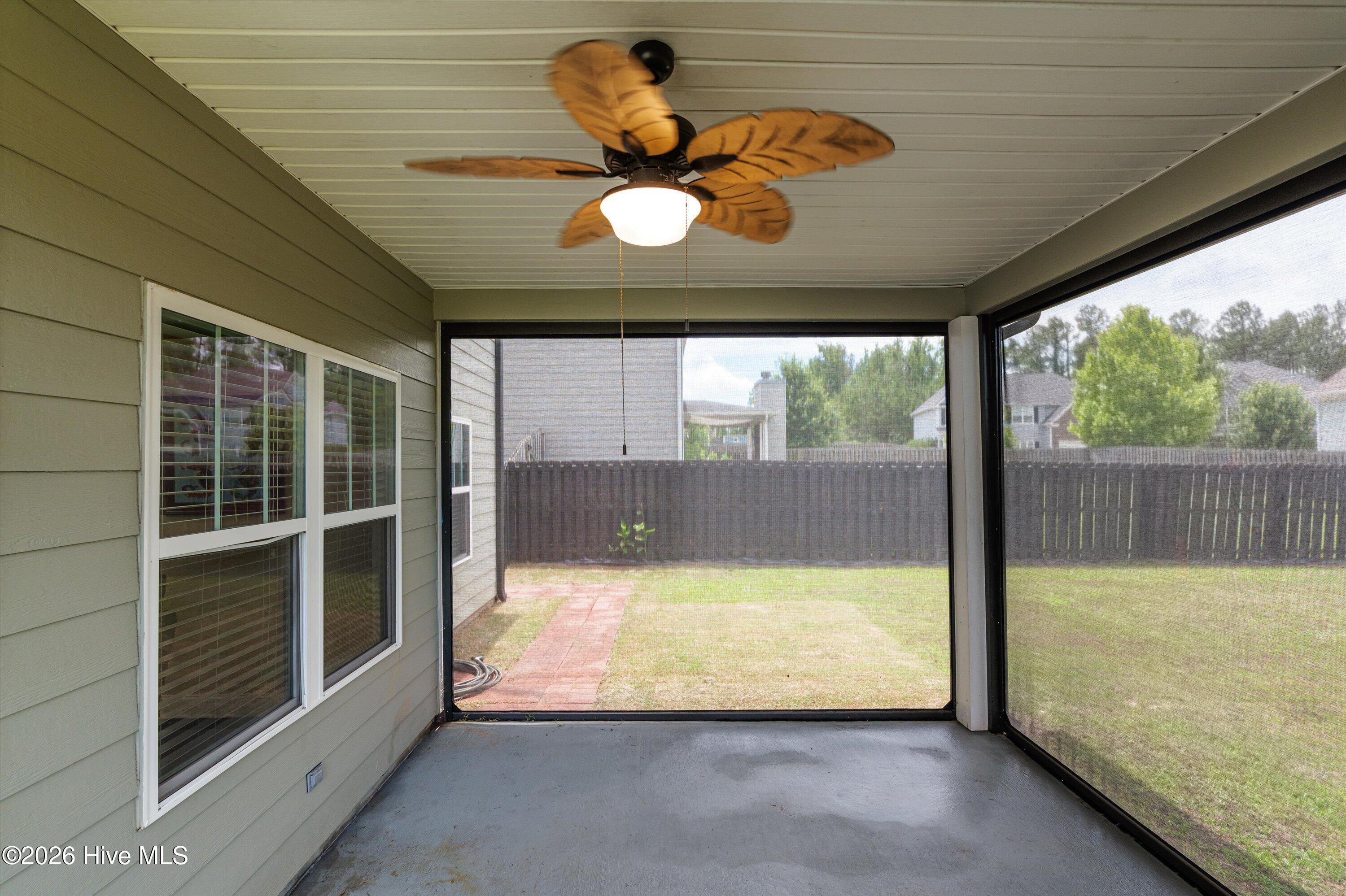 3933 Berkshire Way Property Photo 9