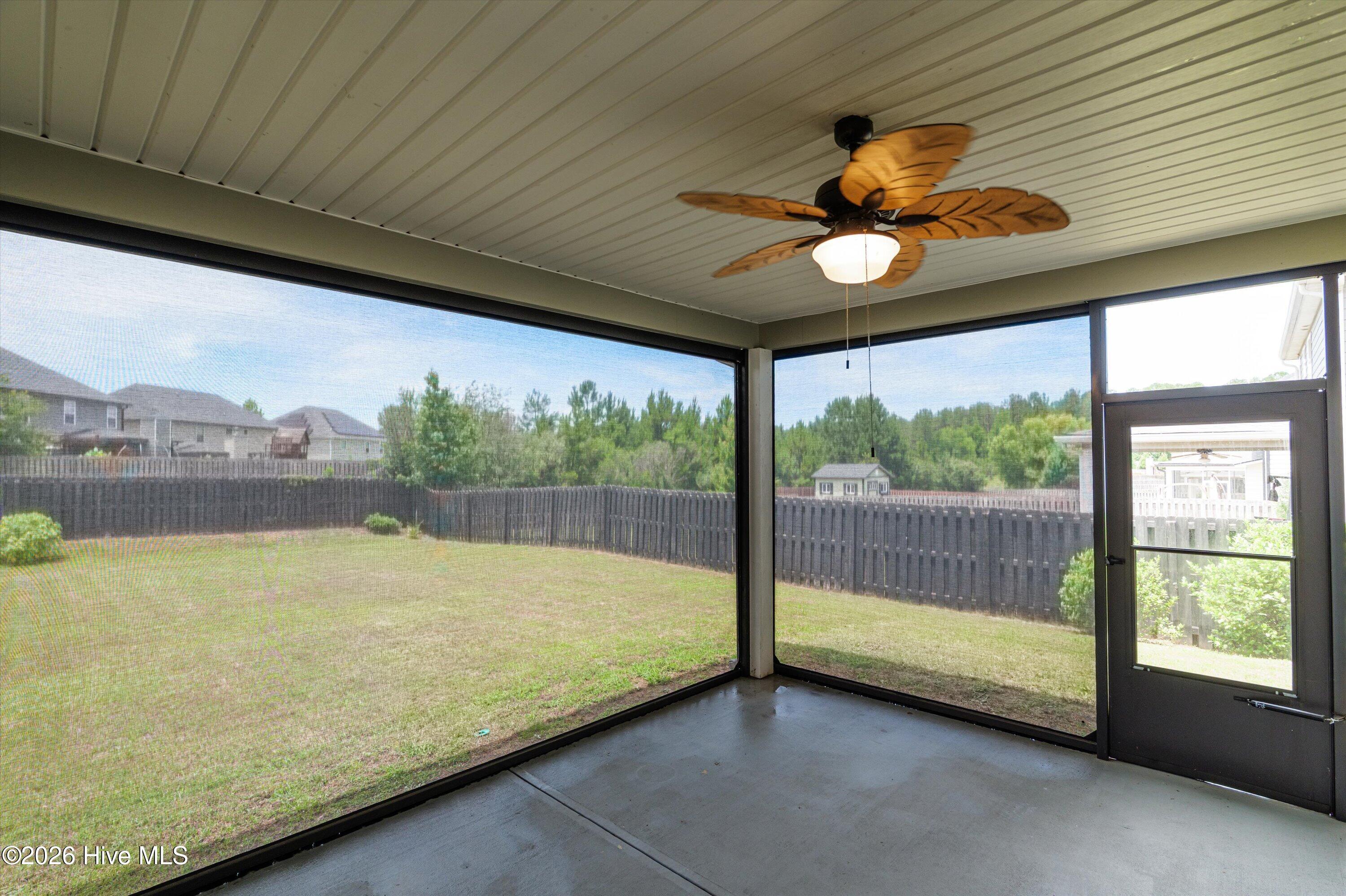 3933 Berkshire Way Property Photo 10