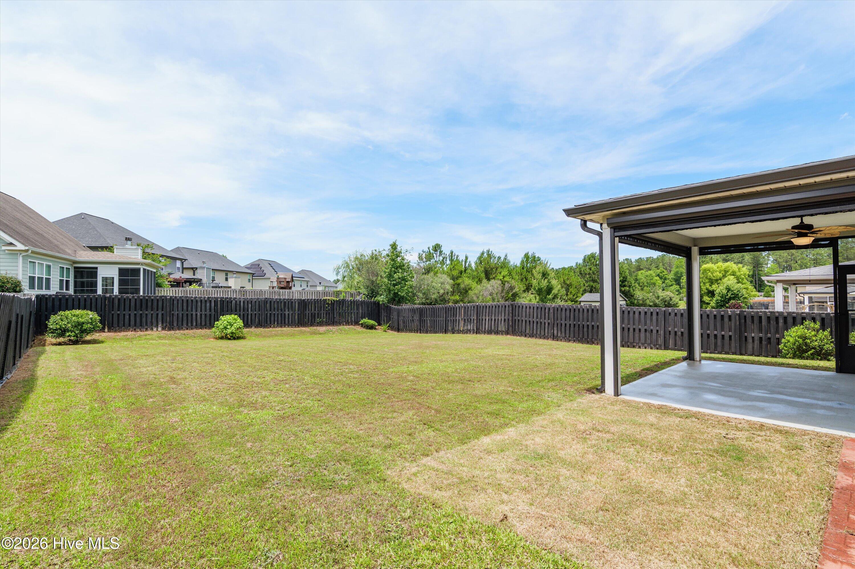 3933 Berkshire Way Property Photo 19