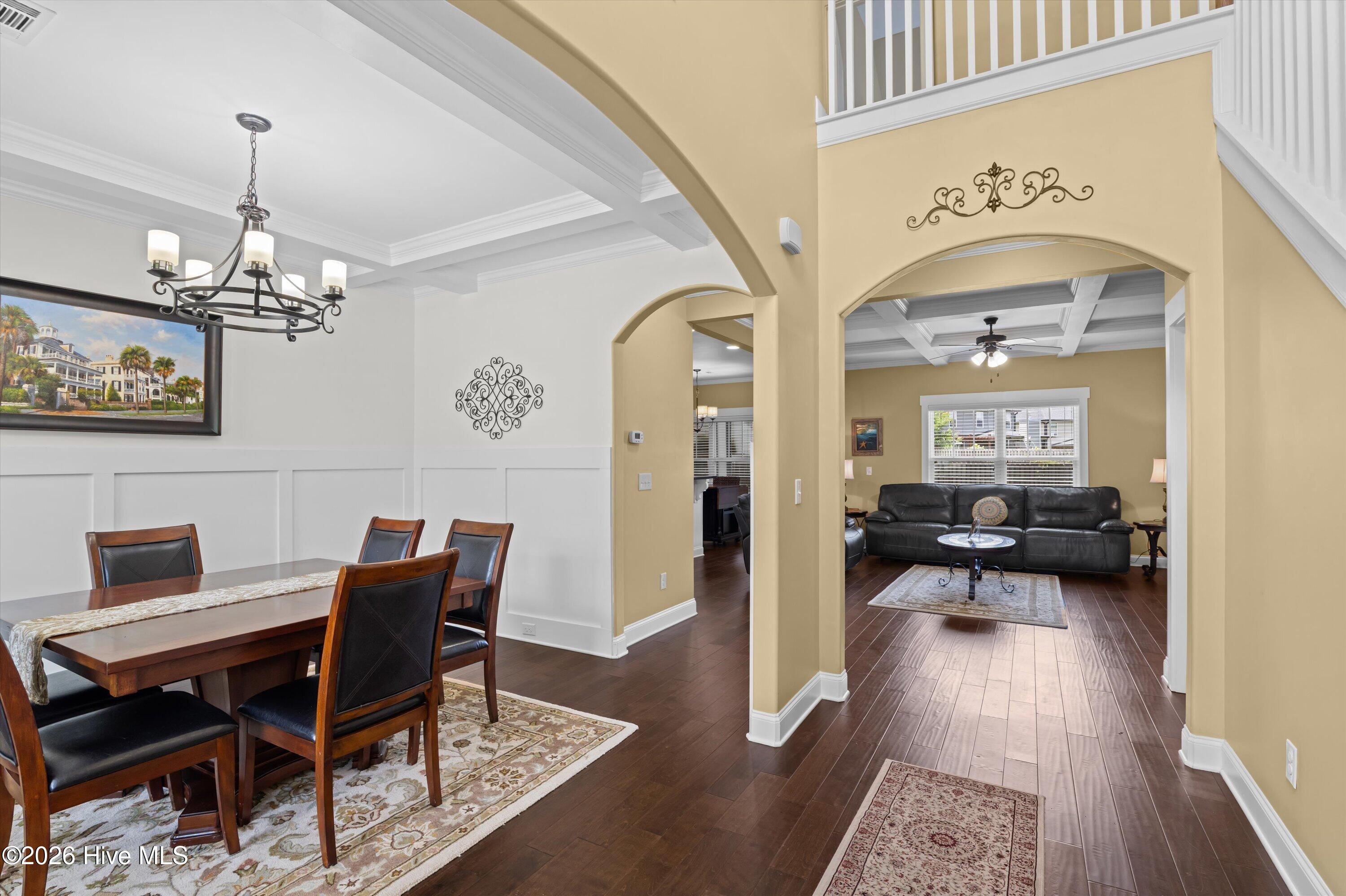 3933 Berkshire Way Property Photo 23