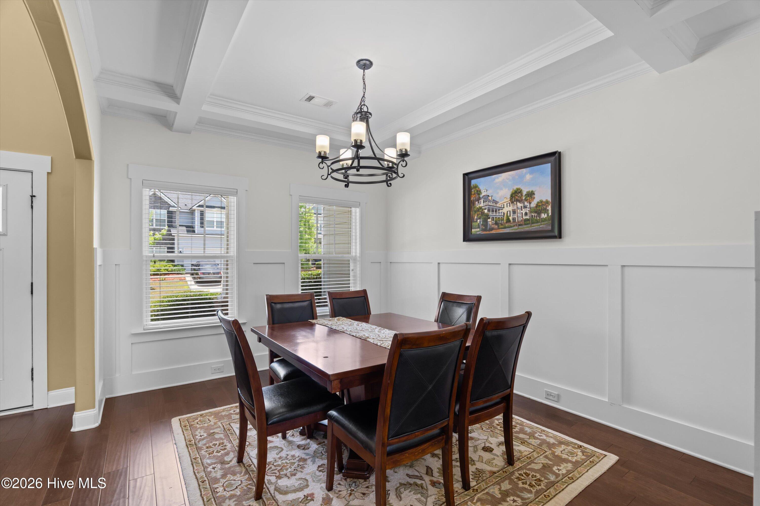 3933 Berkshire Way Property Photo 25