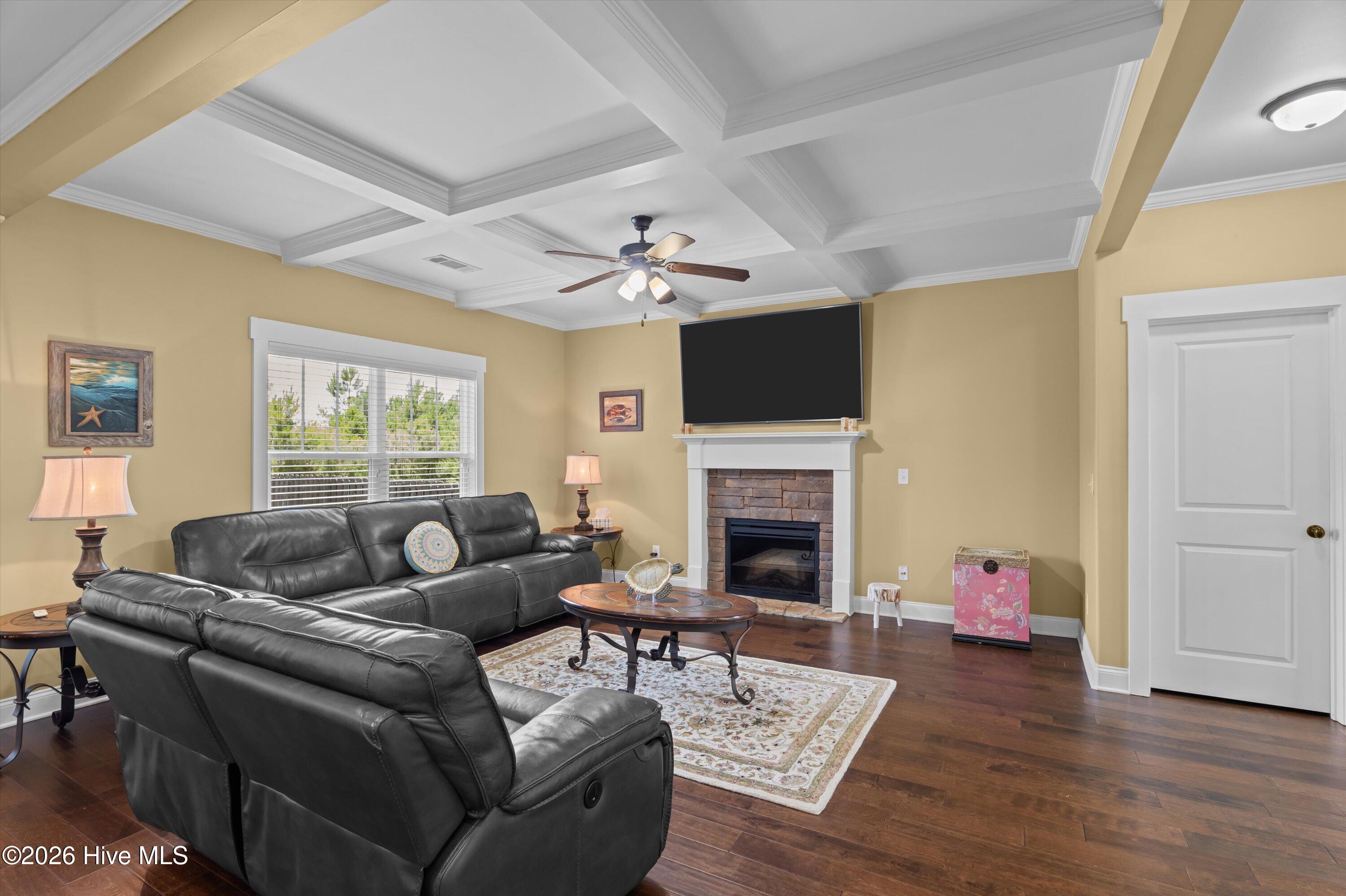 3933 Berkshire Way Property Photo 29