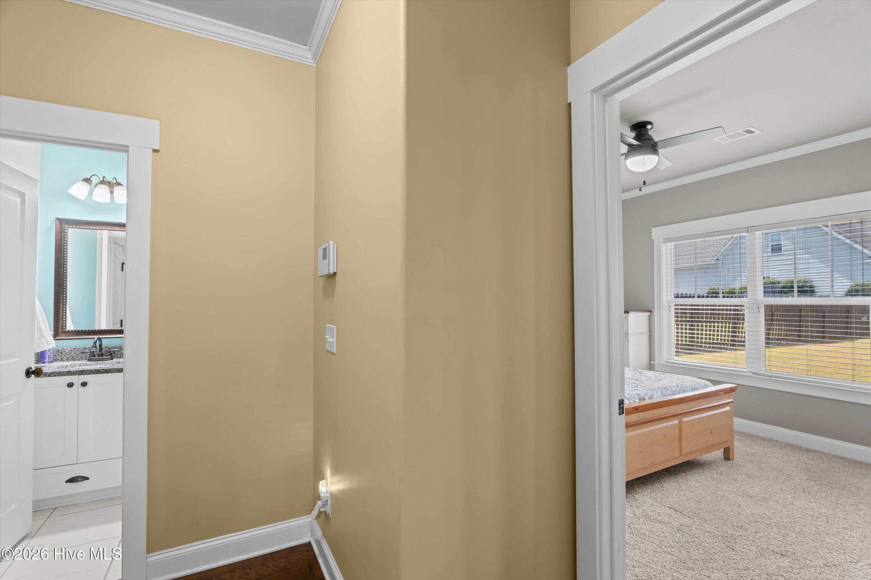 3933 Berkshire Way Property Photo 40