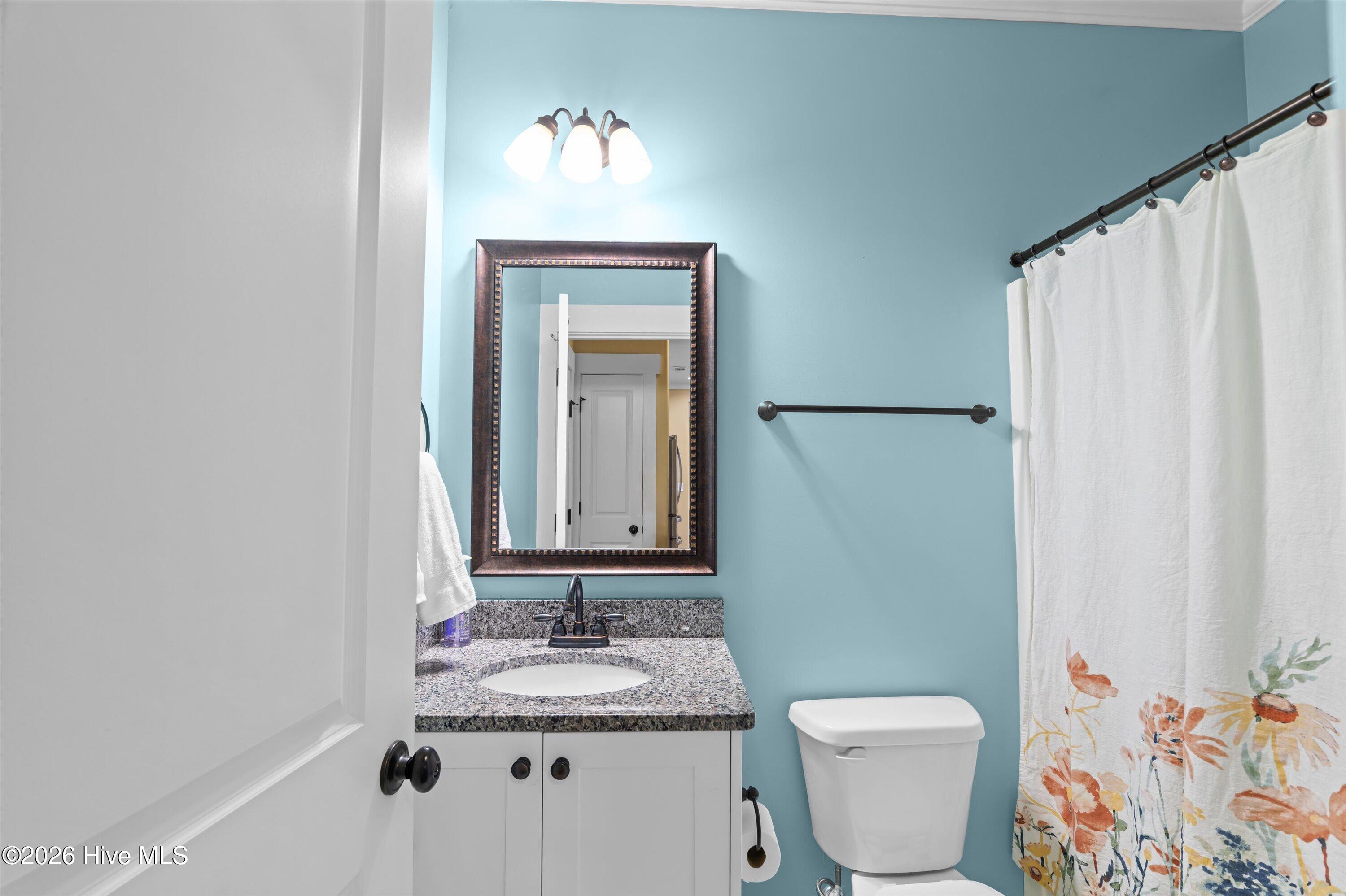 3933 Berkshire Way Property Photo 43