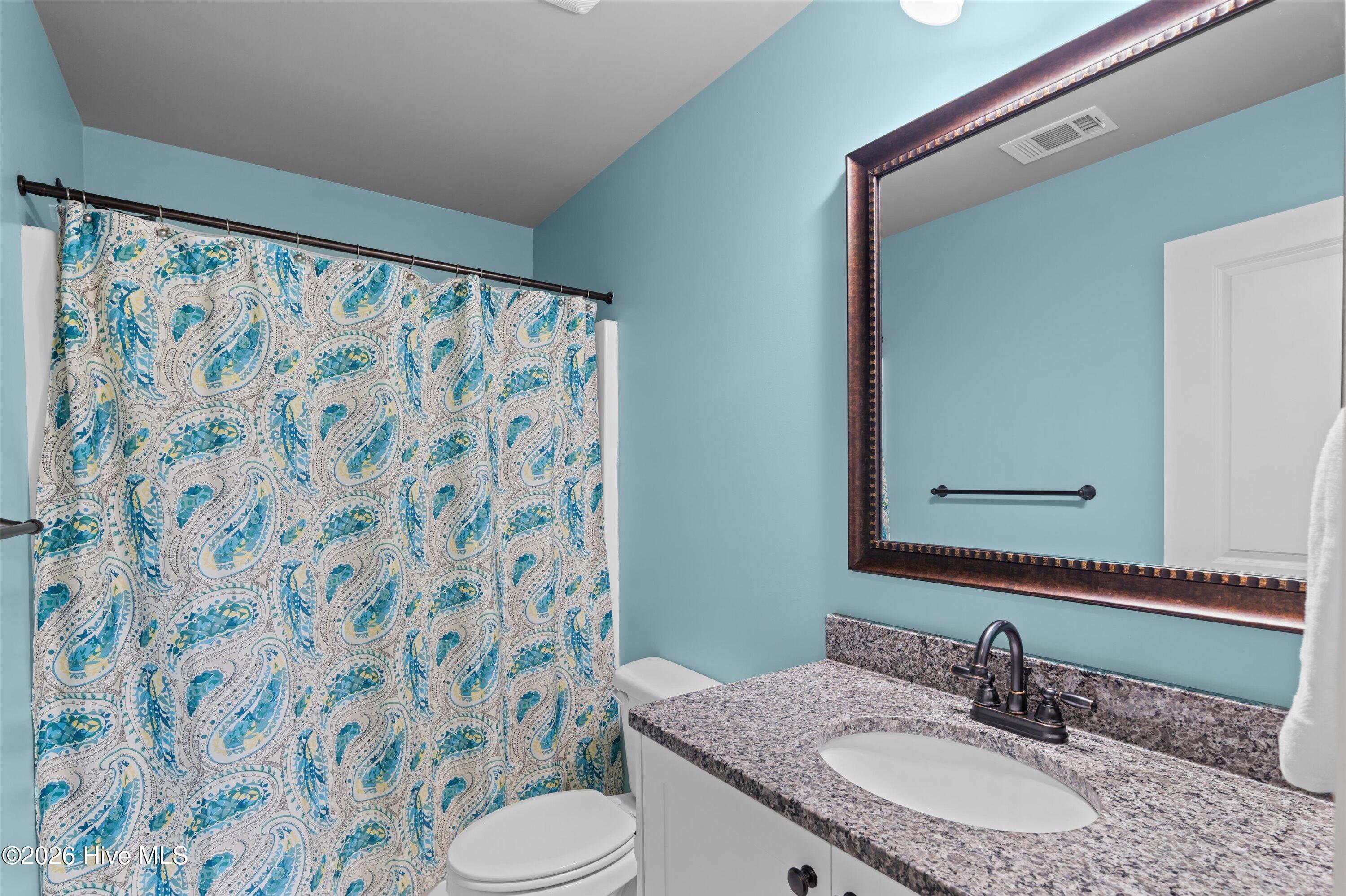 3933 Berkshire Way Property Photo 49