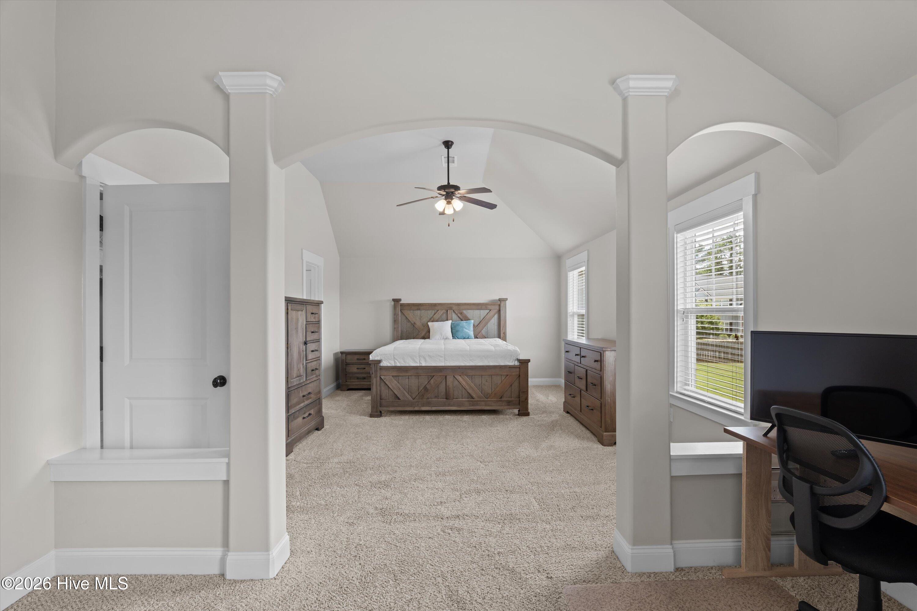 3933 Berkshire Way Property Photo 53