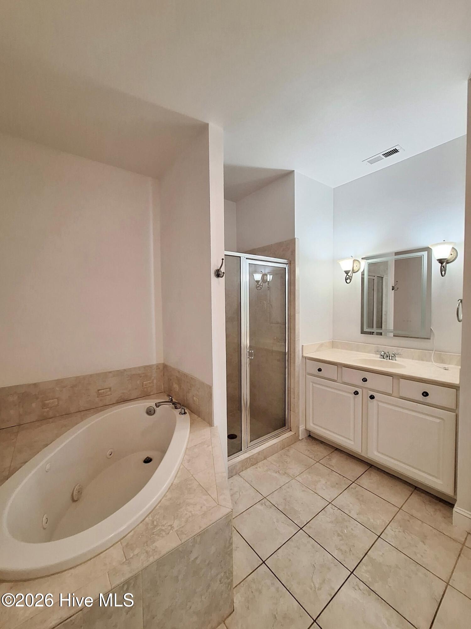 1931 Tara Court 204 Property Photo 7